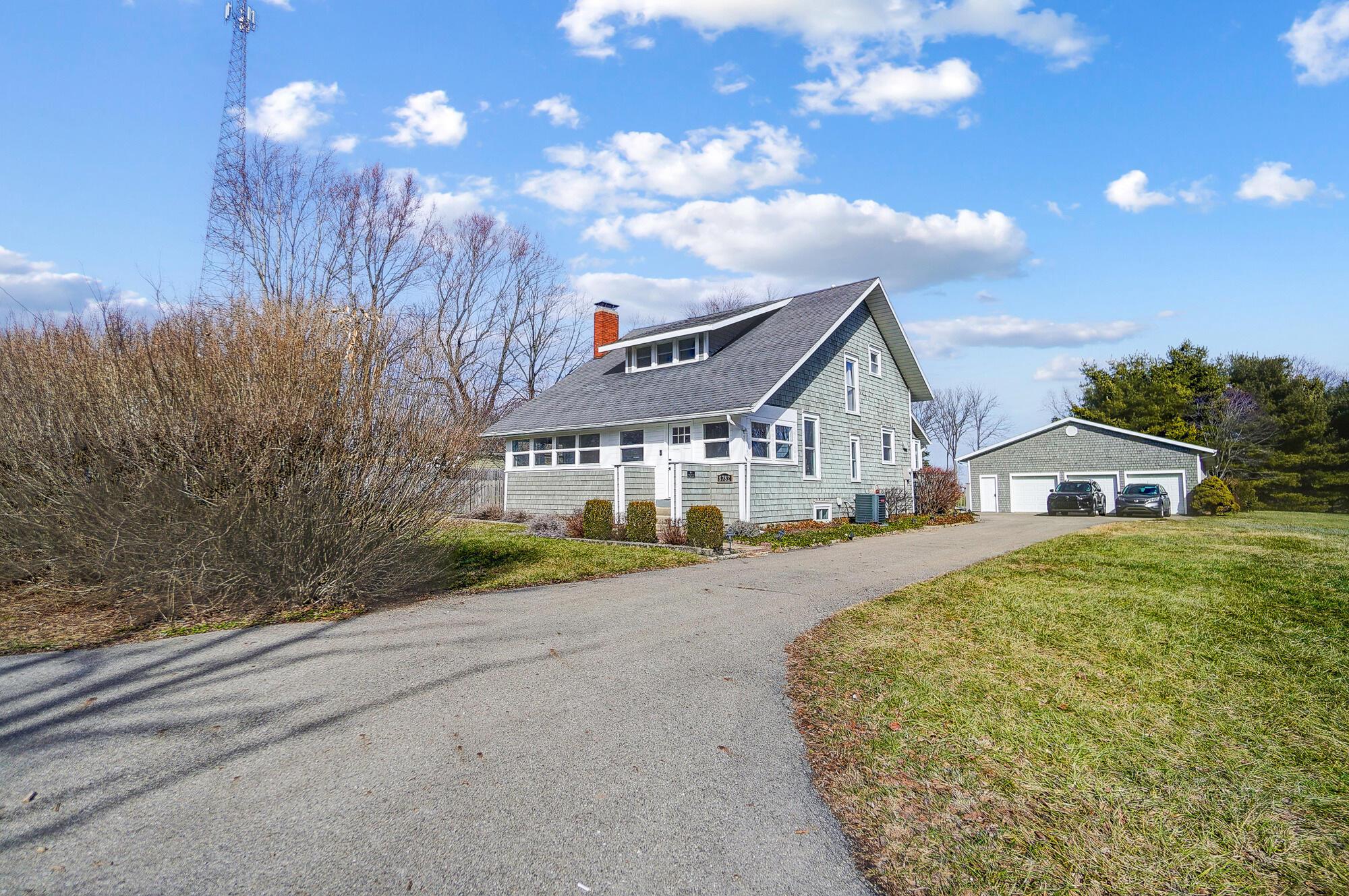 8782 Selma Pike Property Photo 1