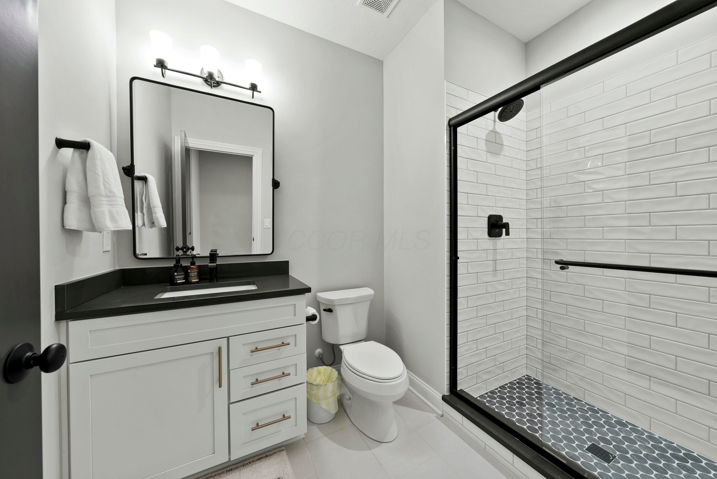 1735 Scenic Bluff Court Property Photo 41