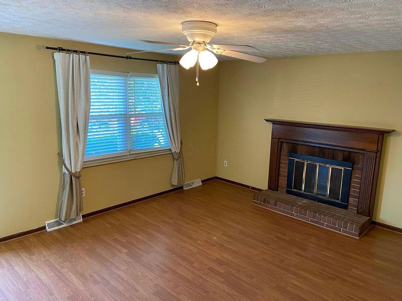 462-464 Diven Lane Property Photo 10