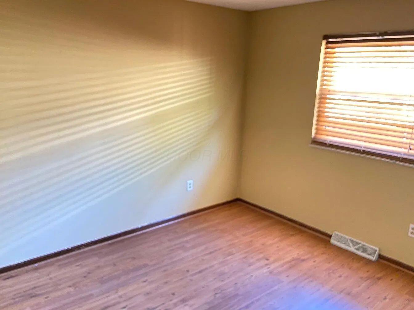 462-464 Diven Lane Property Photo 14