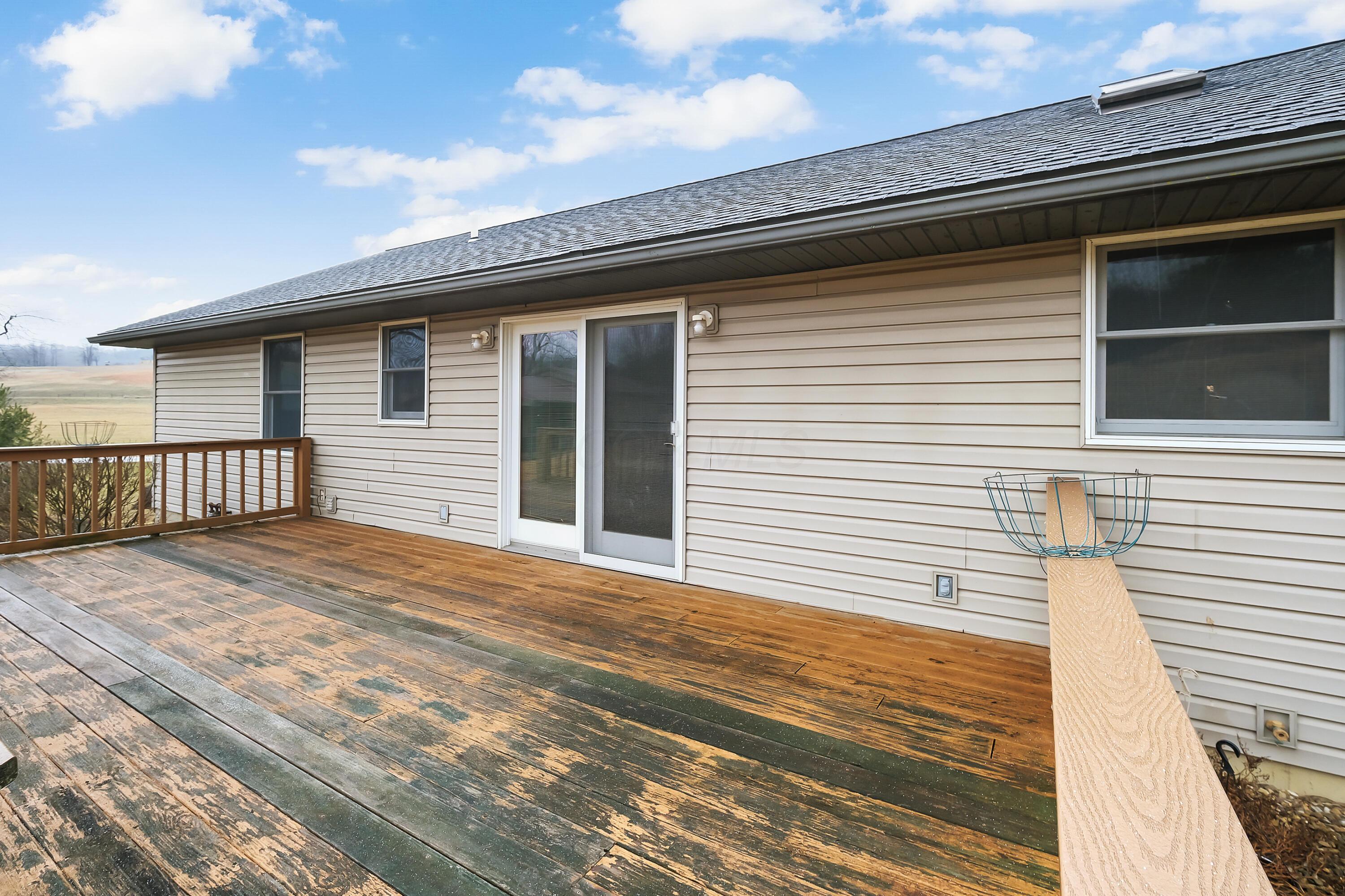 6425 Brownsville Road Se Property Photo 38