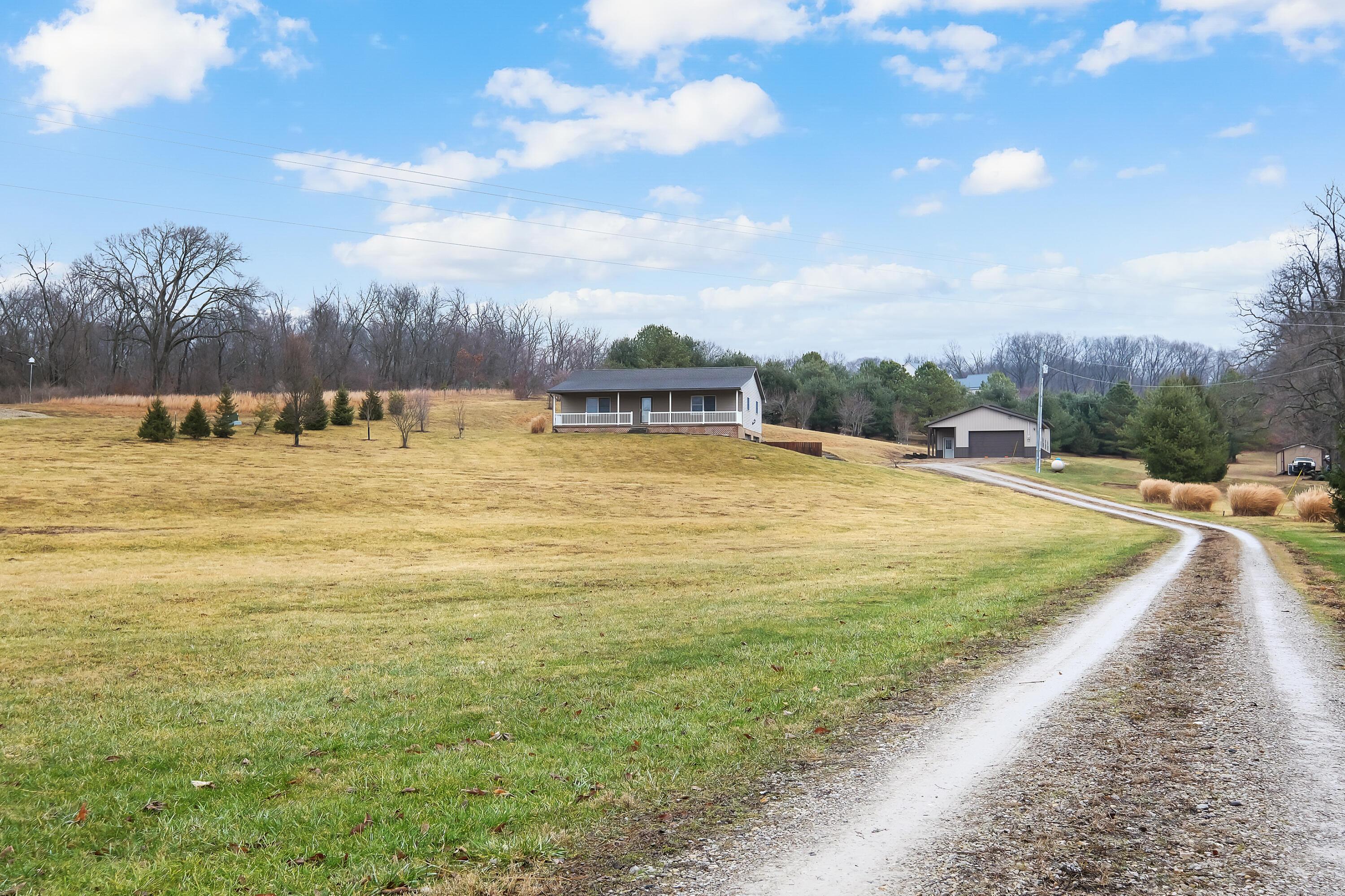 6425 Brownsville Road Se Property Photo 40