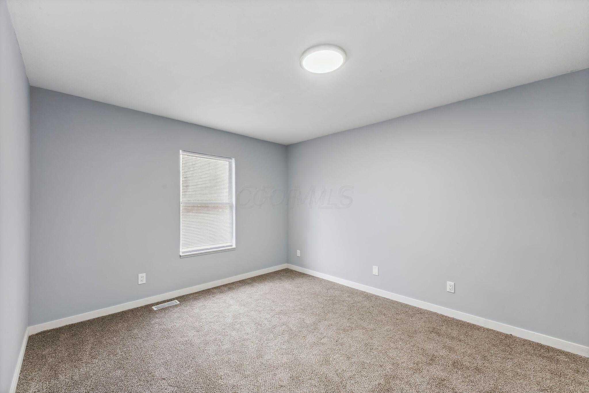 3267 E Mound Street Property Photo 12