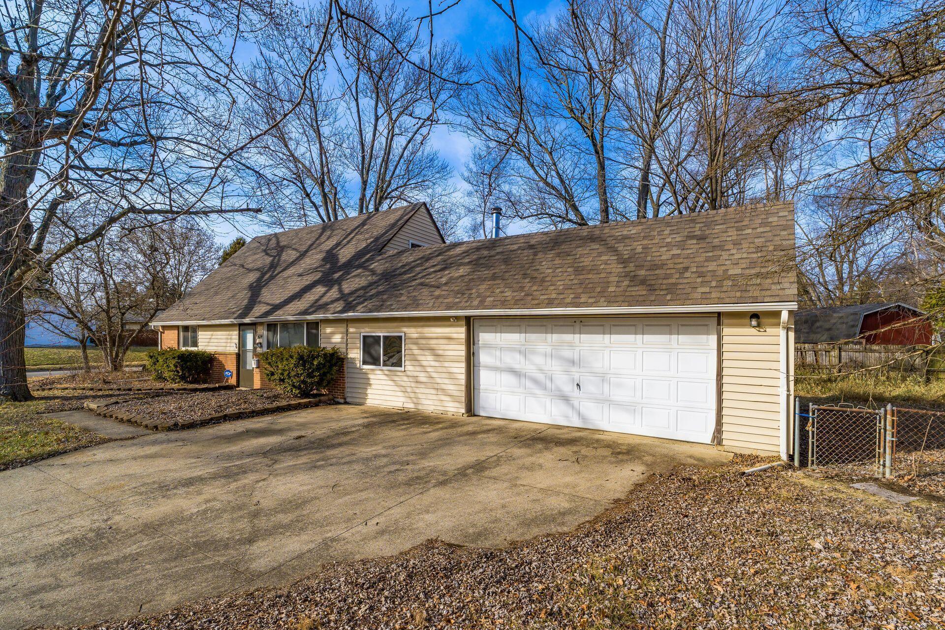 1674 Adair Road Property Photo 3