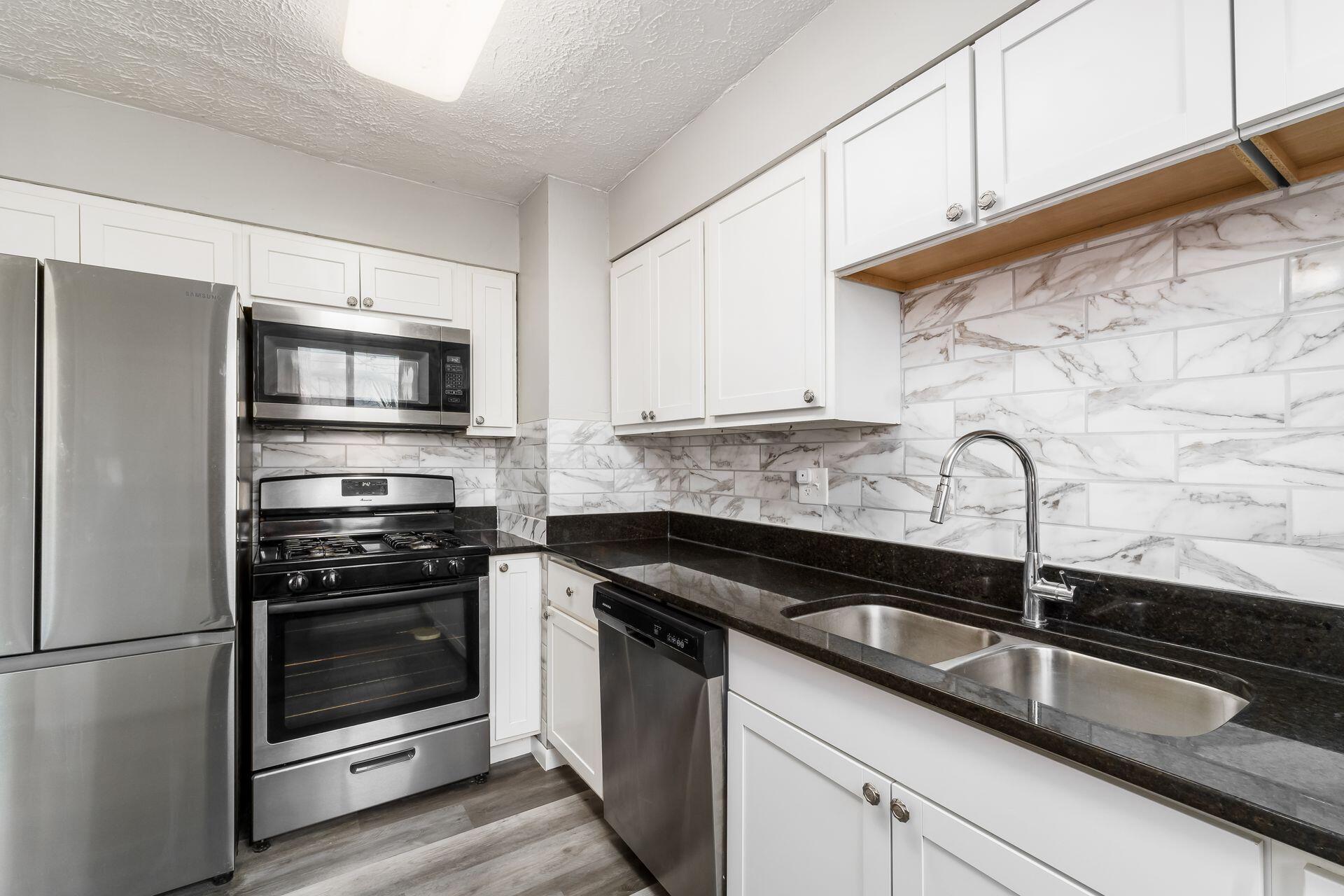 1674 Adair Road Property Photo 10