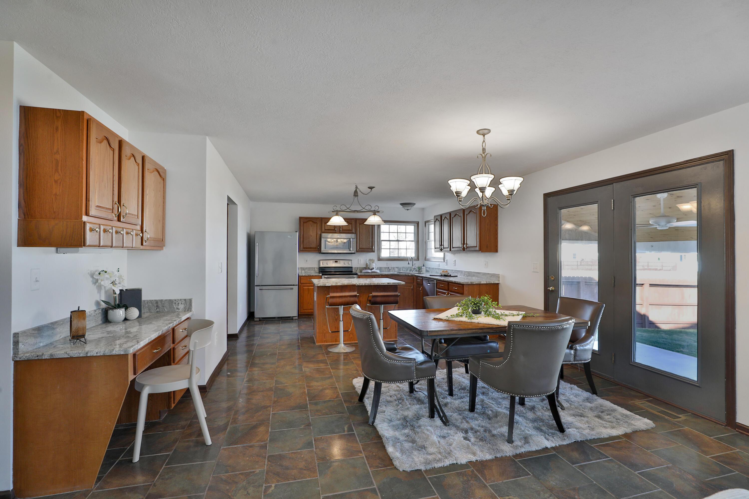 5832 Paul Talbott Circle Property Photo 17