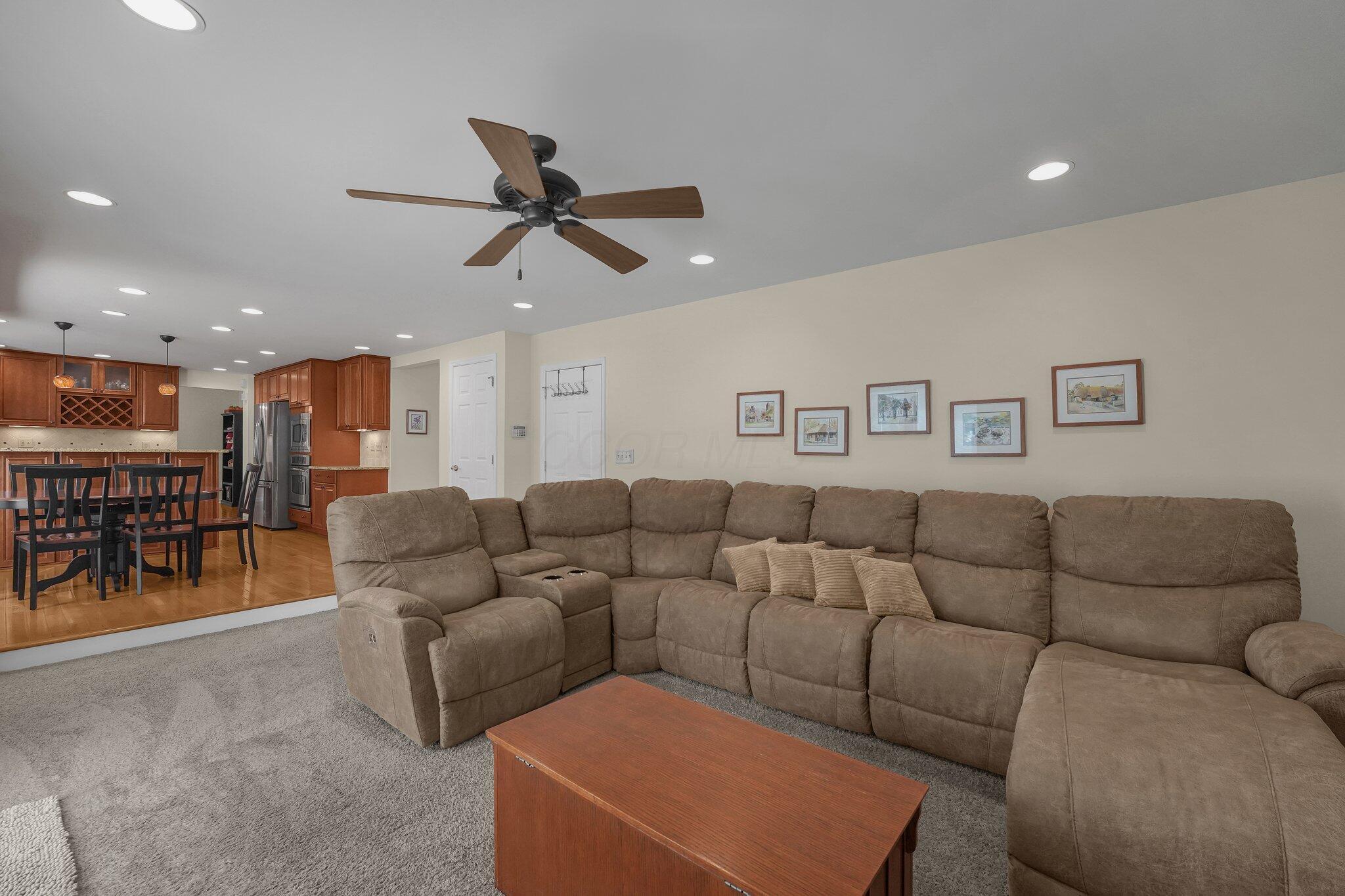 6907 Sparrow Lane Property Photo 17