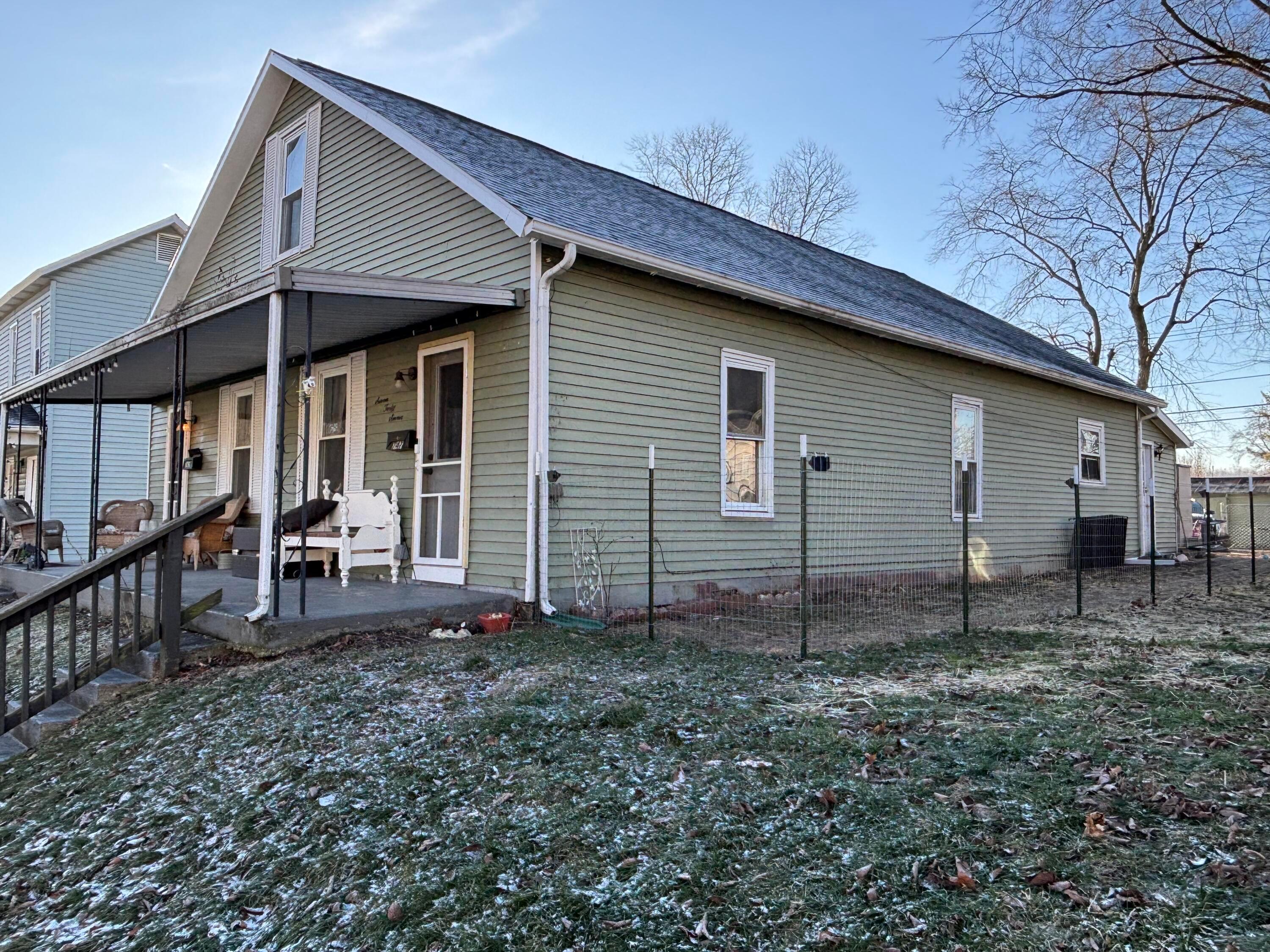 747 3rd Street Property Photo 2