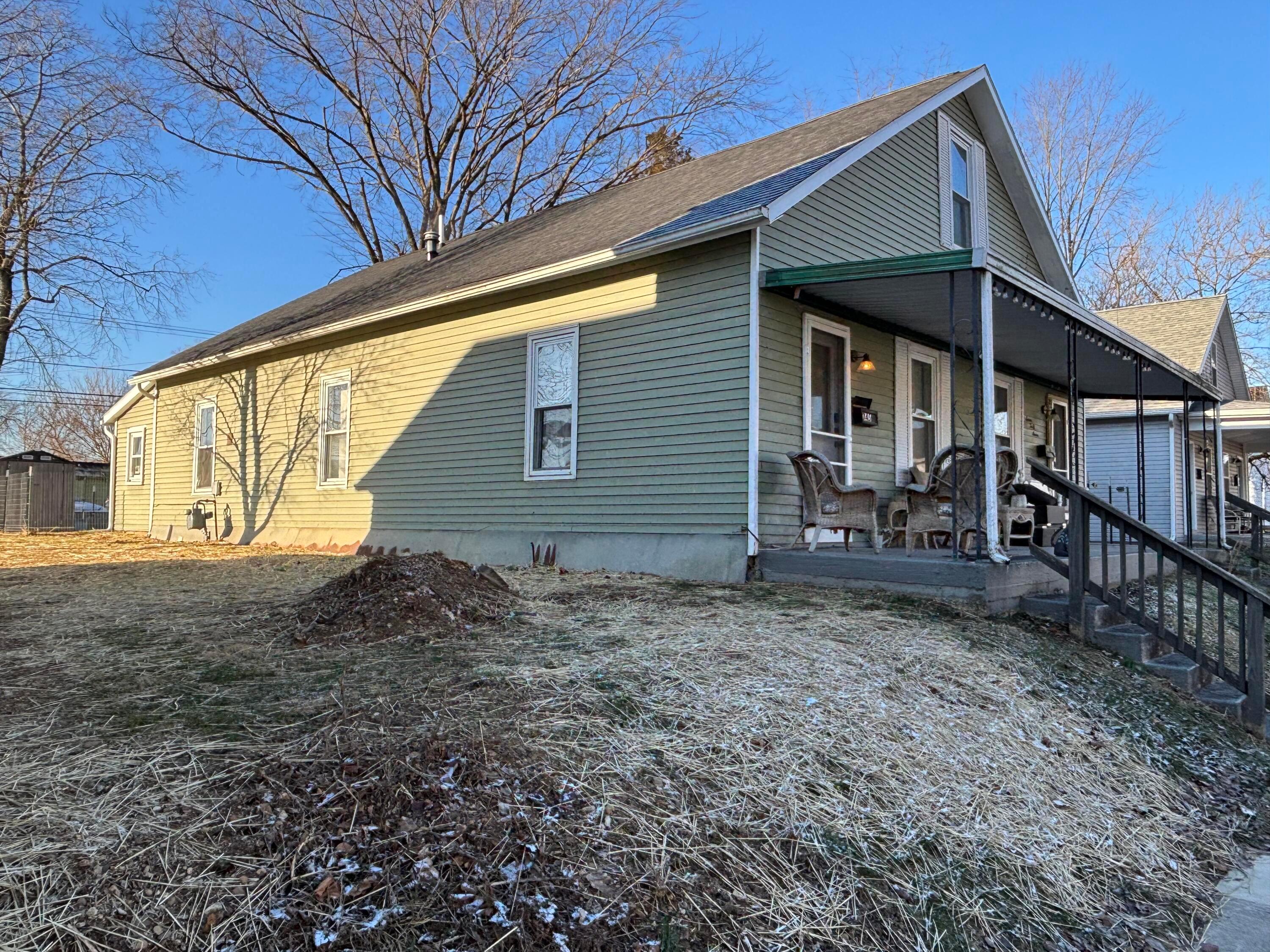 747 3rd Street Property Photo 3
