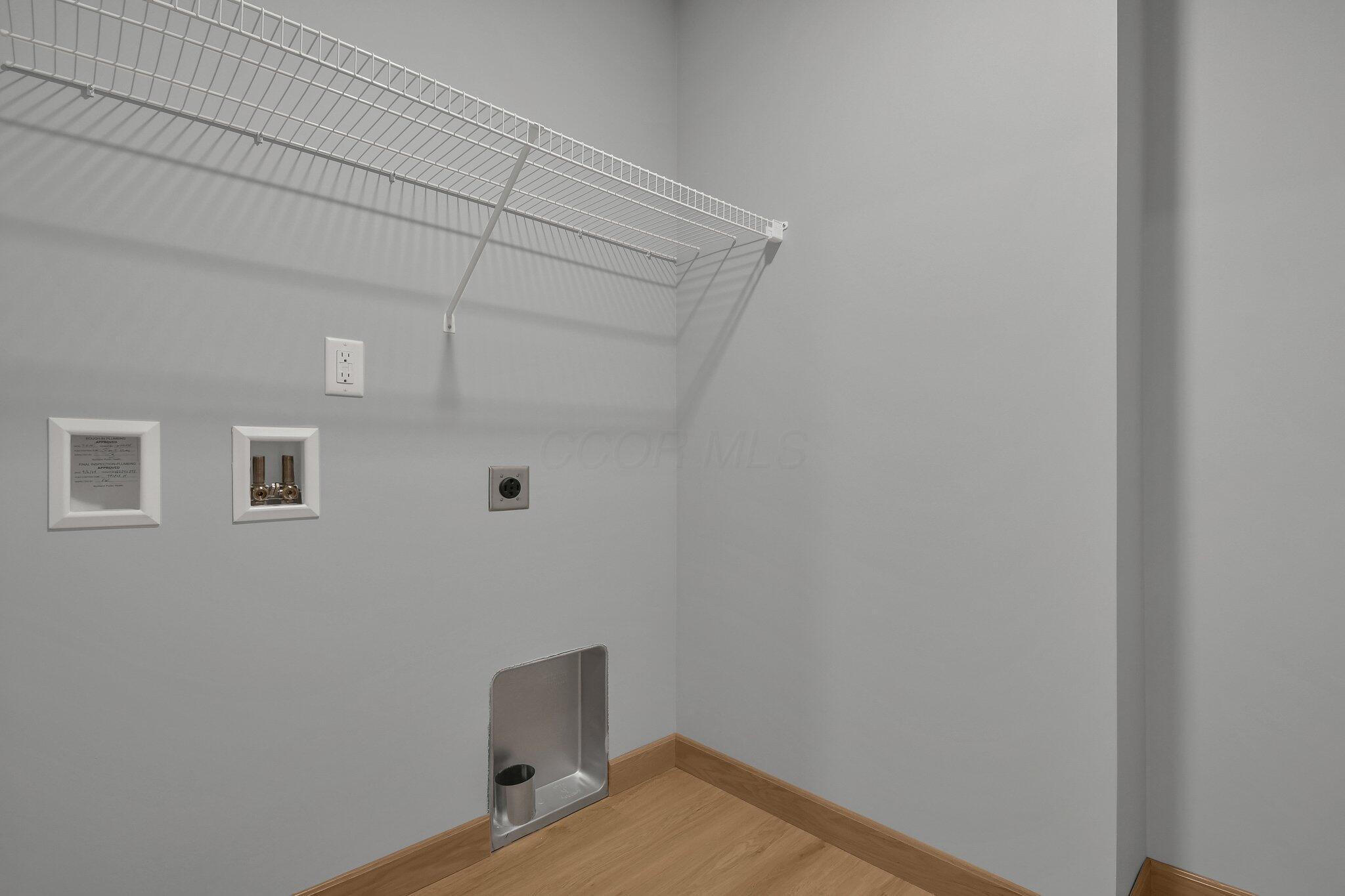 113 Gables Boulevard Property Photo 14