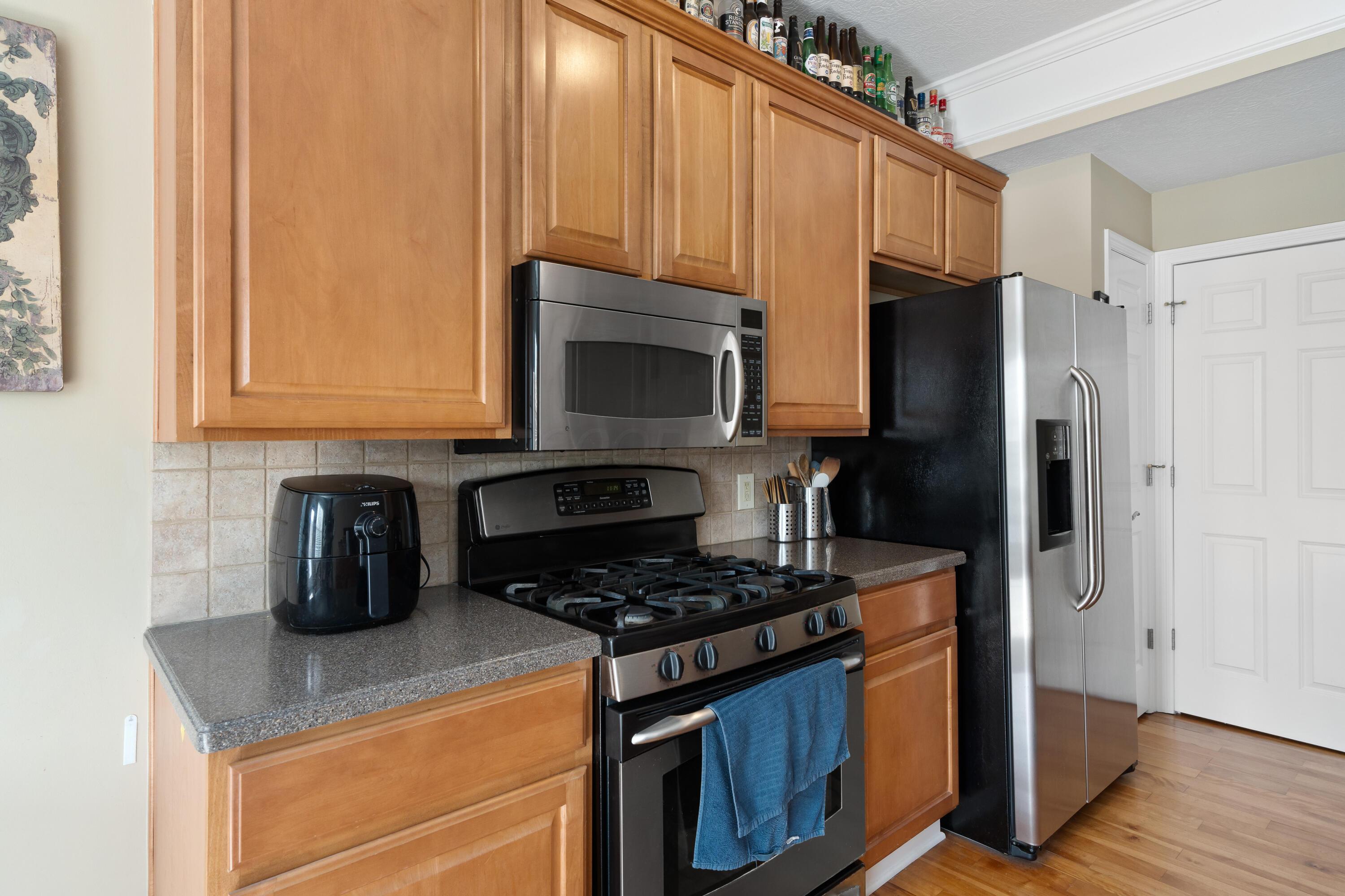 3709 Gibbstone Drive Property Photo 14