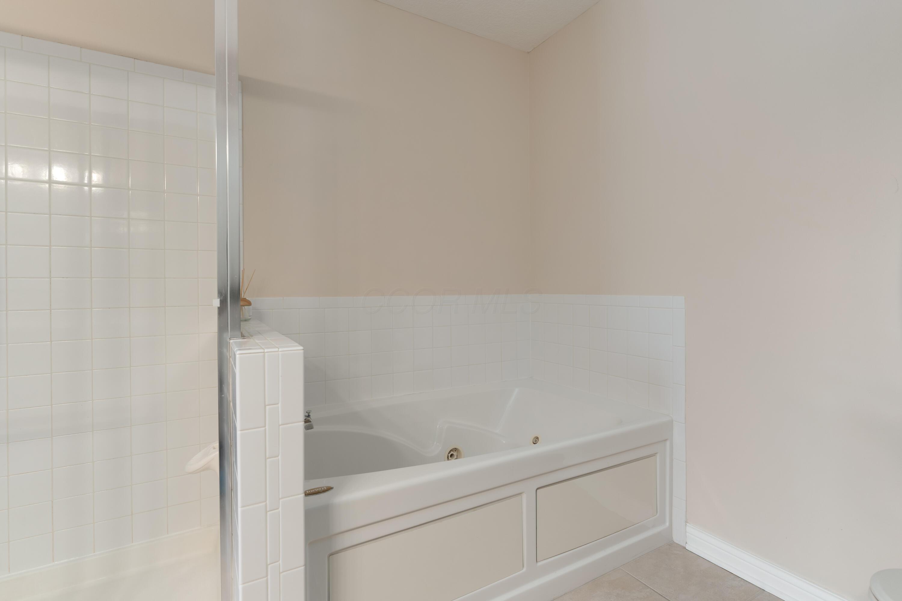 3709 Gibbstone Drive Property Photo 28