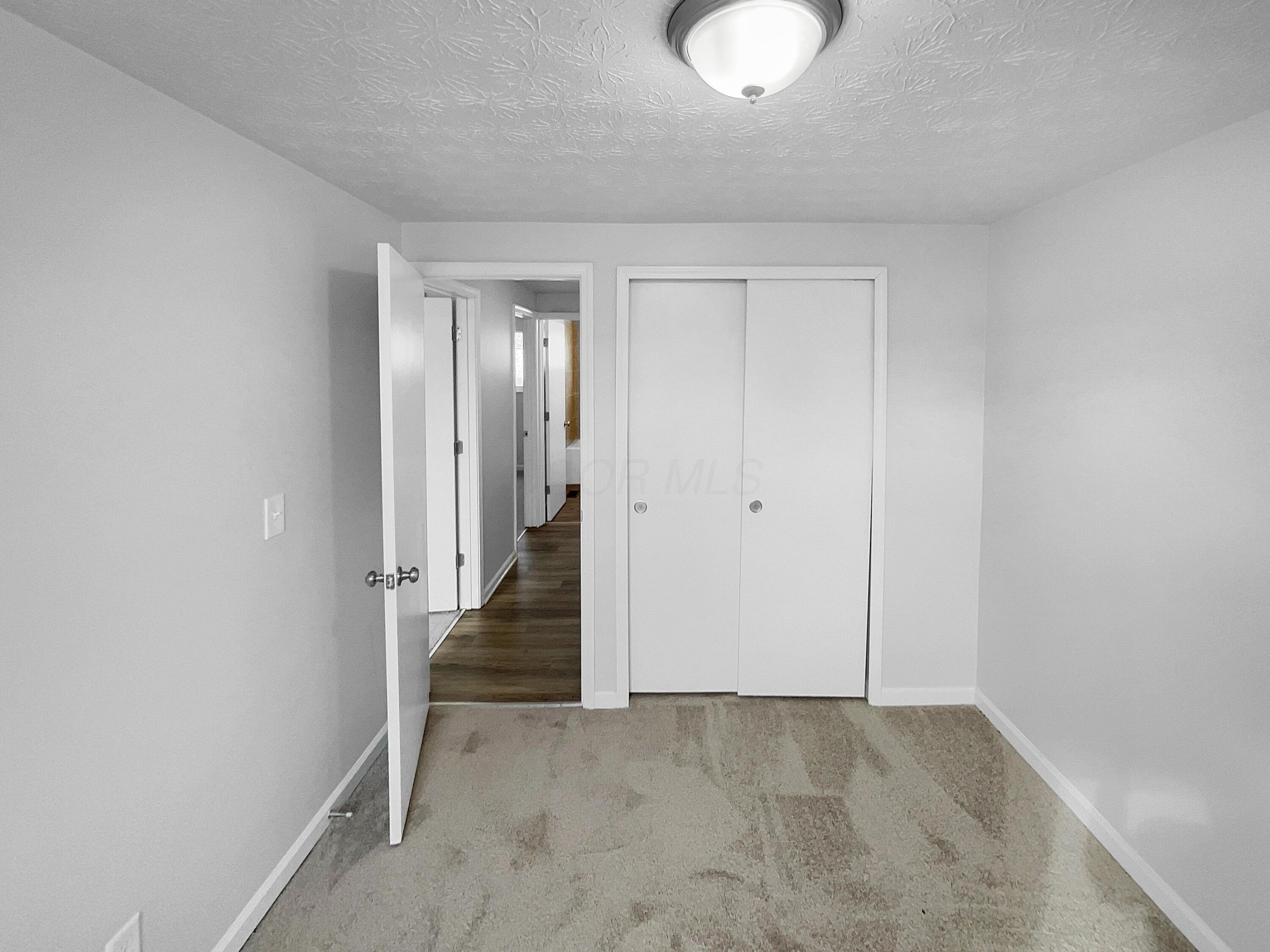 2192 Hampstead Drive Property Photo 12