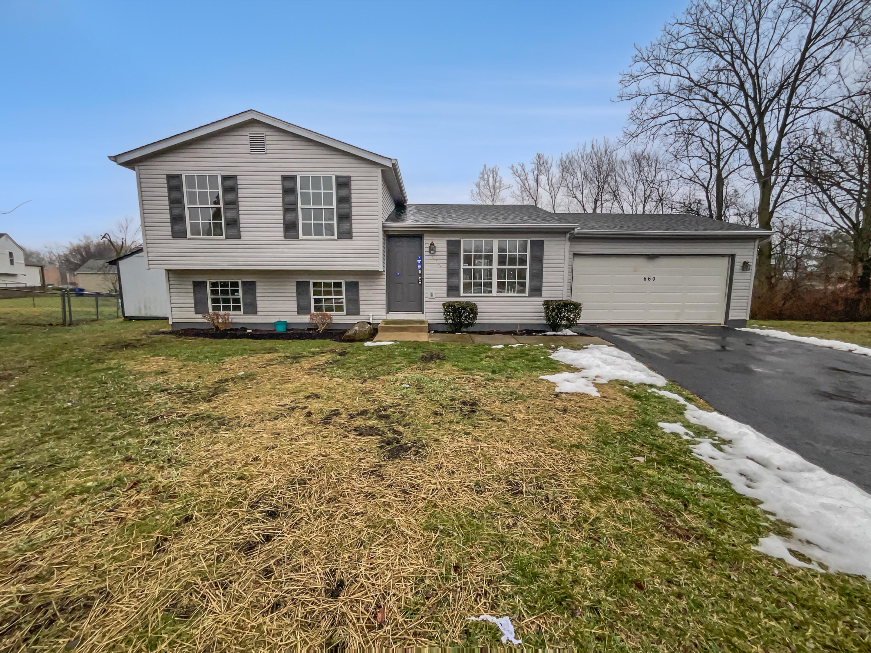 660 Pine Trace Court Property Photo 1