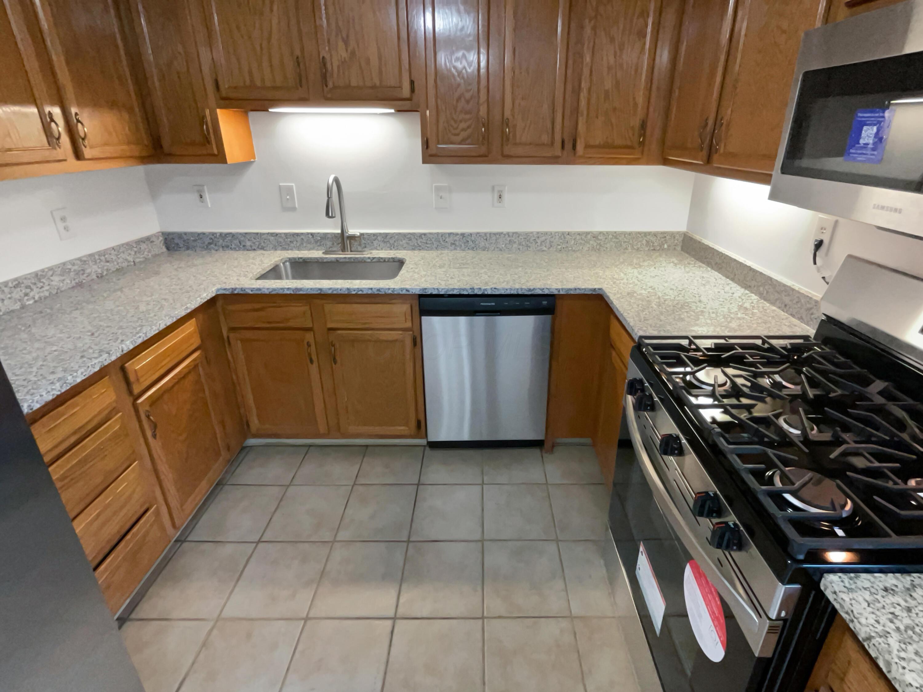 660 Pine Trace Court Property Photo 11
