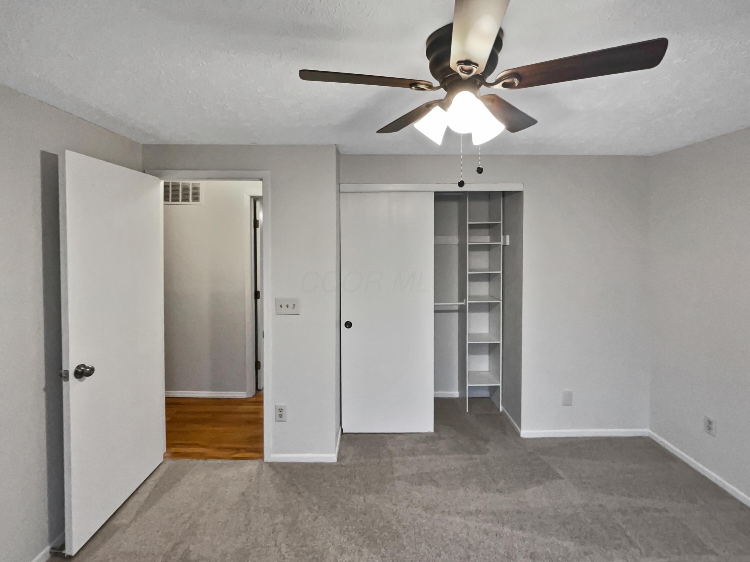 660 Pine Trace Court Property Photo 12