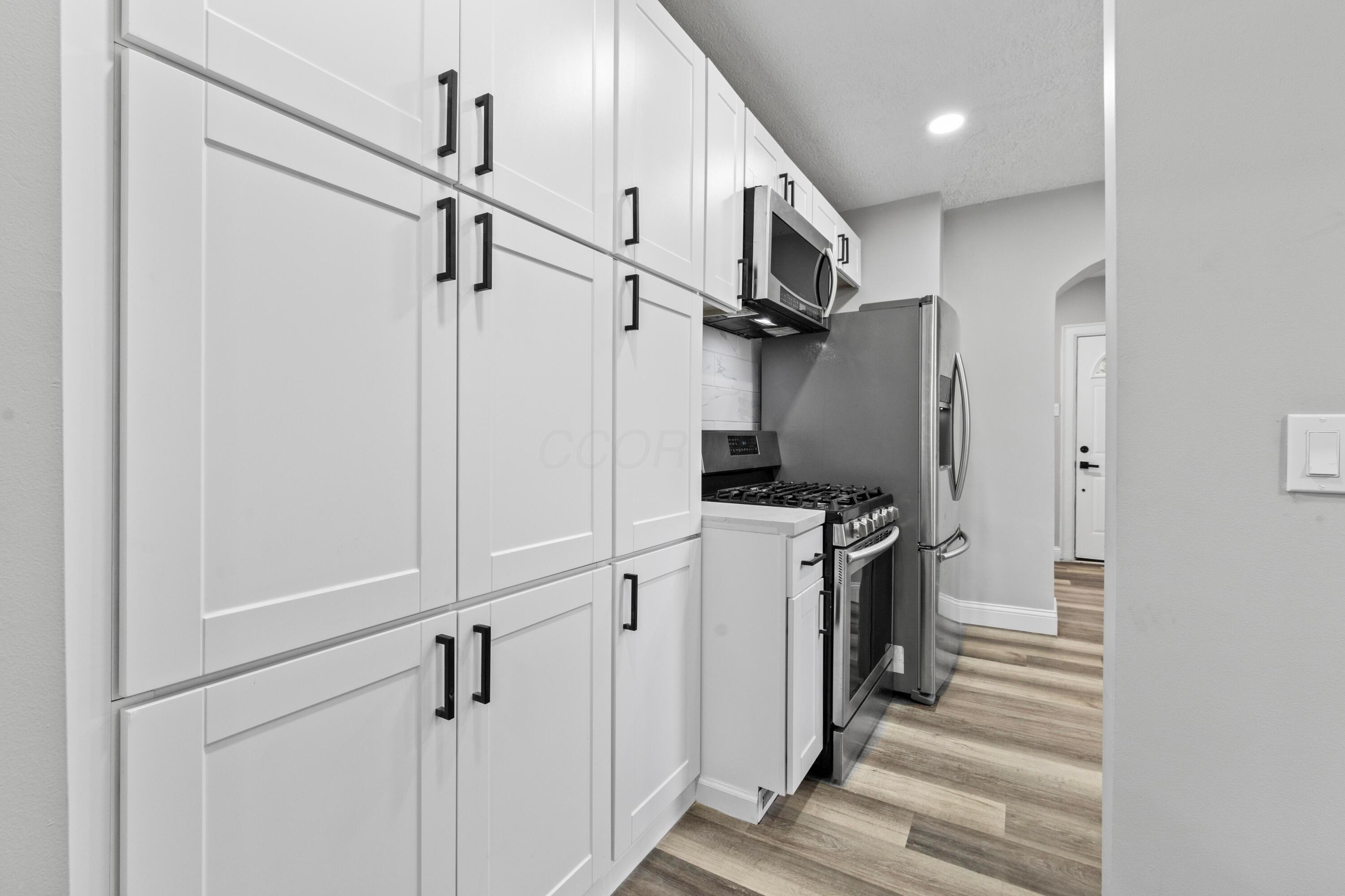 1753 Lockbourne Road Property Photo 8