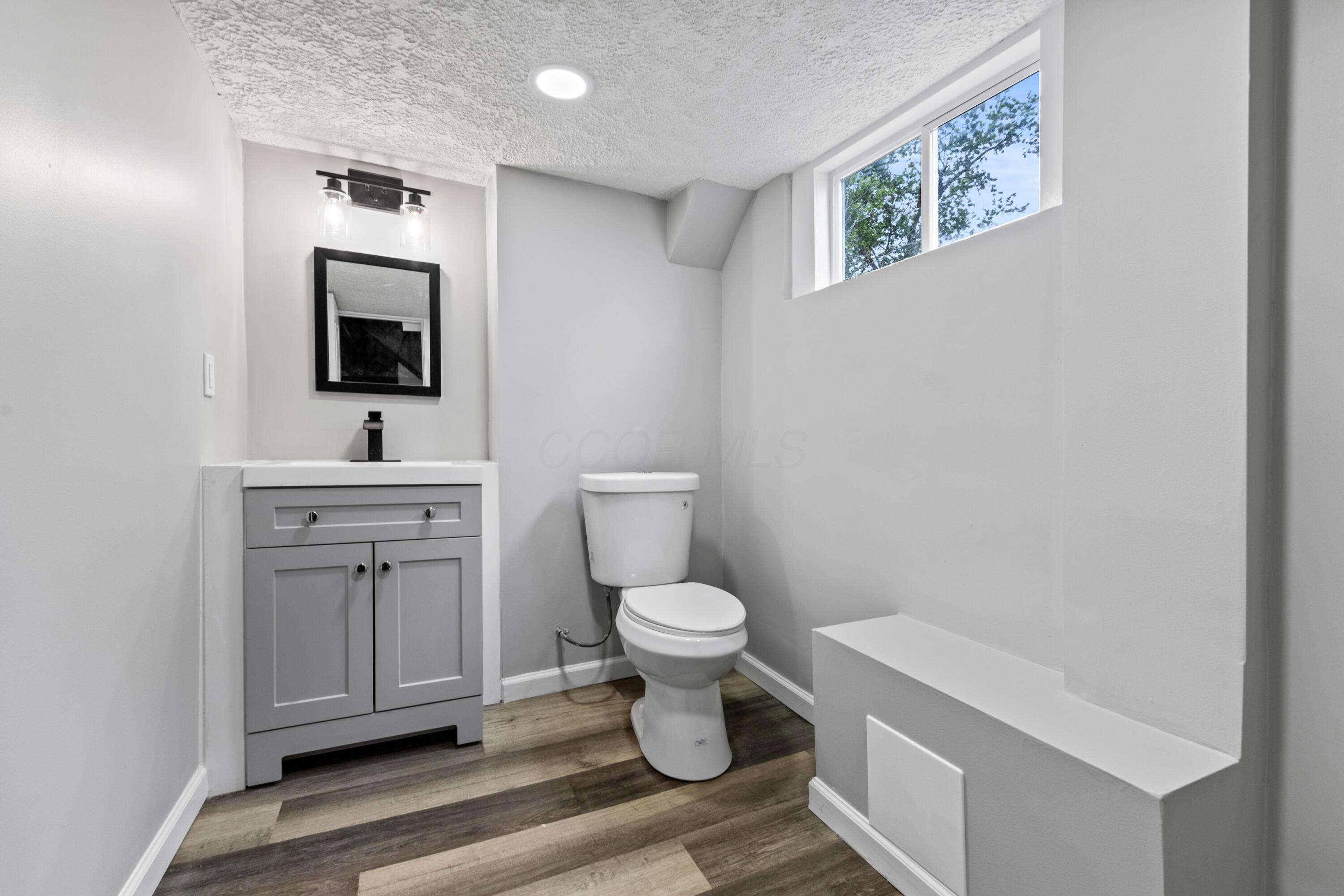 1753 Lockbourne Road Property Photo 20