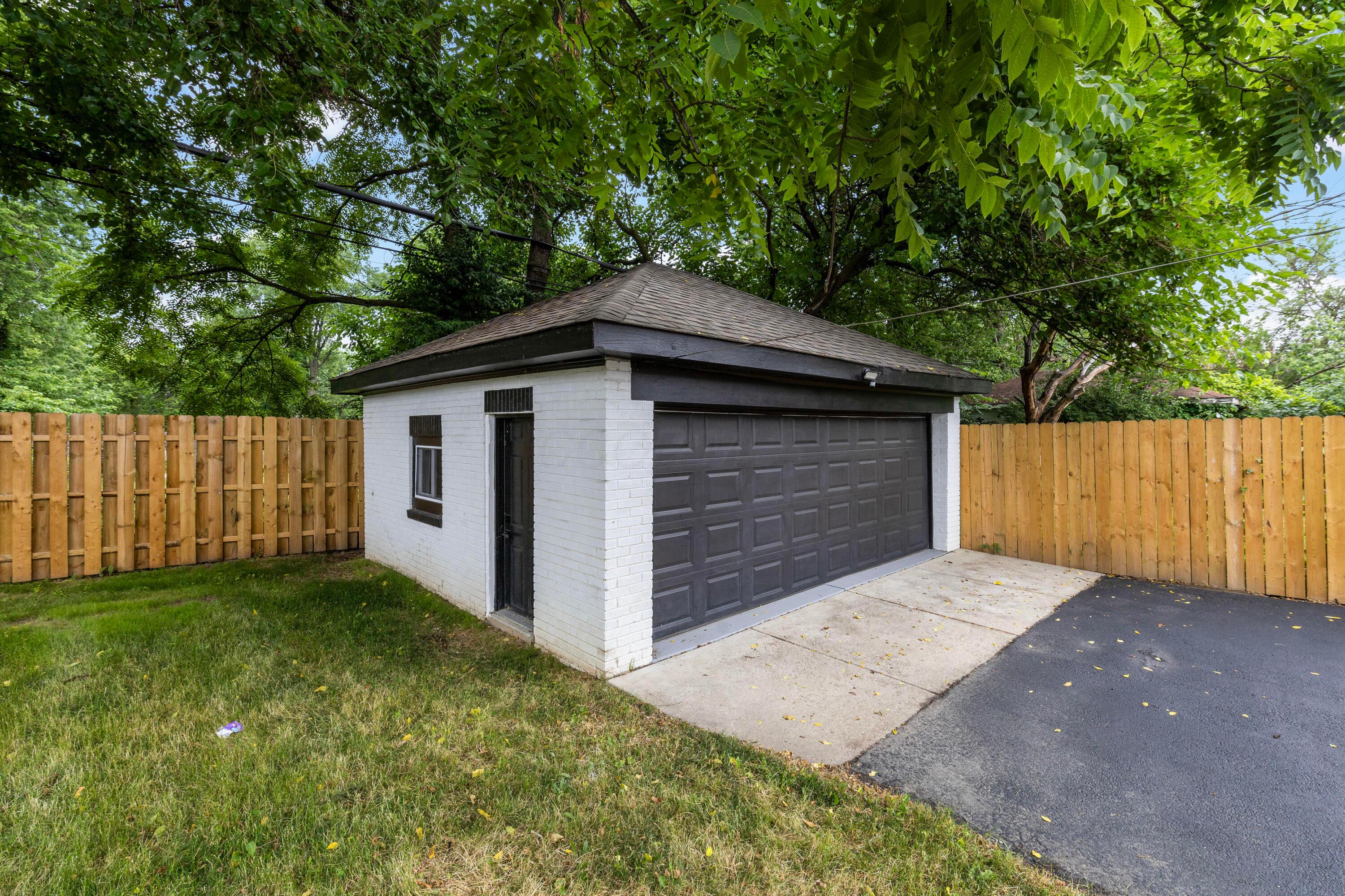 1753 Lockbourne Road Property Photo 24