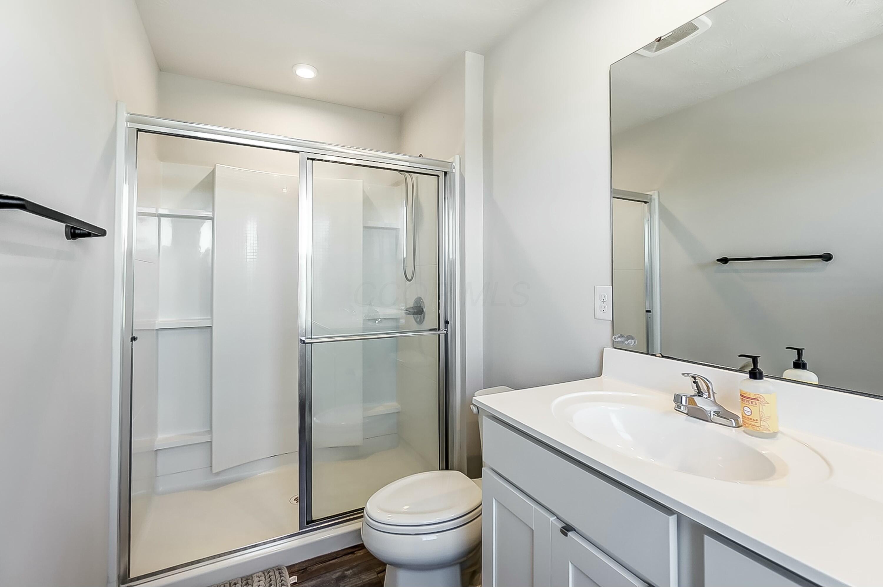 207 S Tuttle Road Property Photo 18