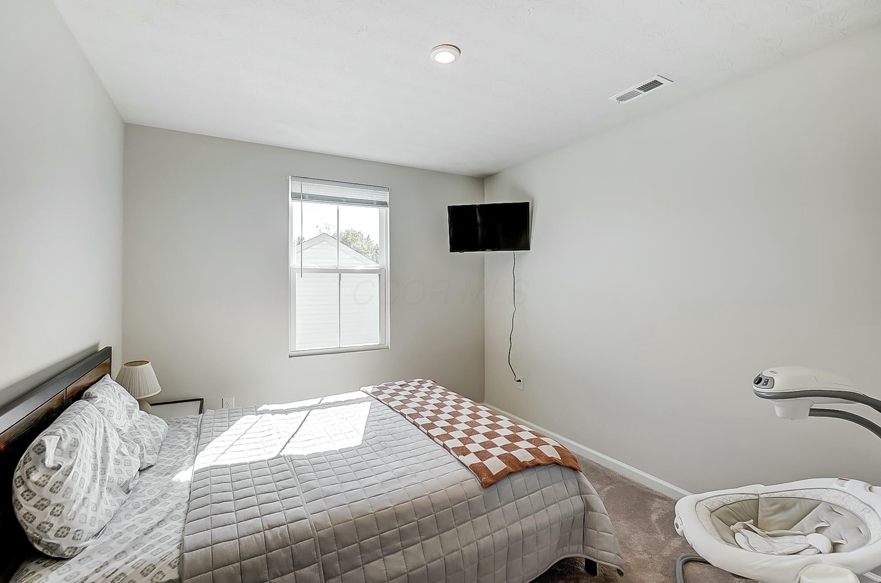 207 S Tuttle Road Property Photo 19