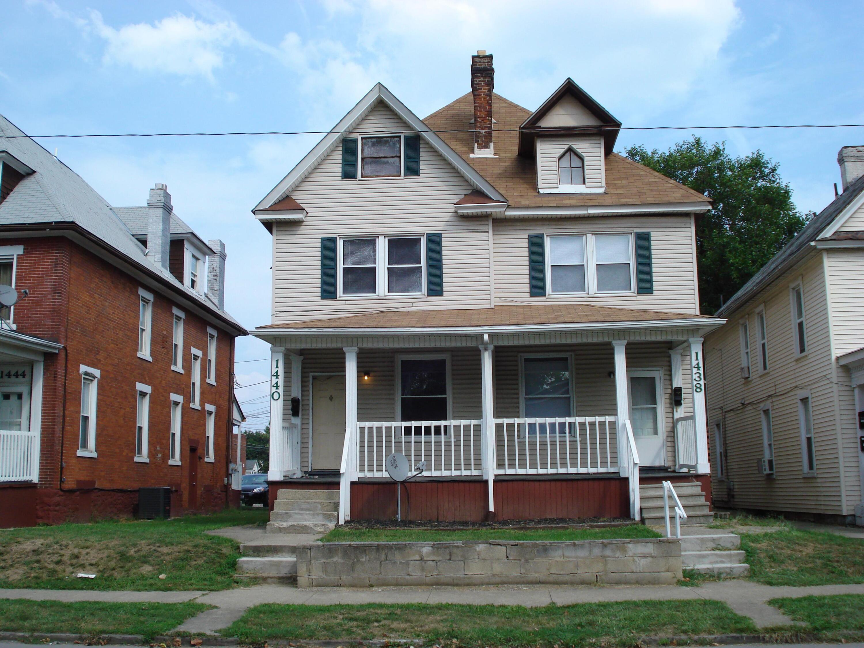 1438-1440 Hunter Avenue Property Photo 1