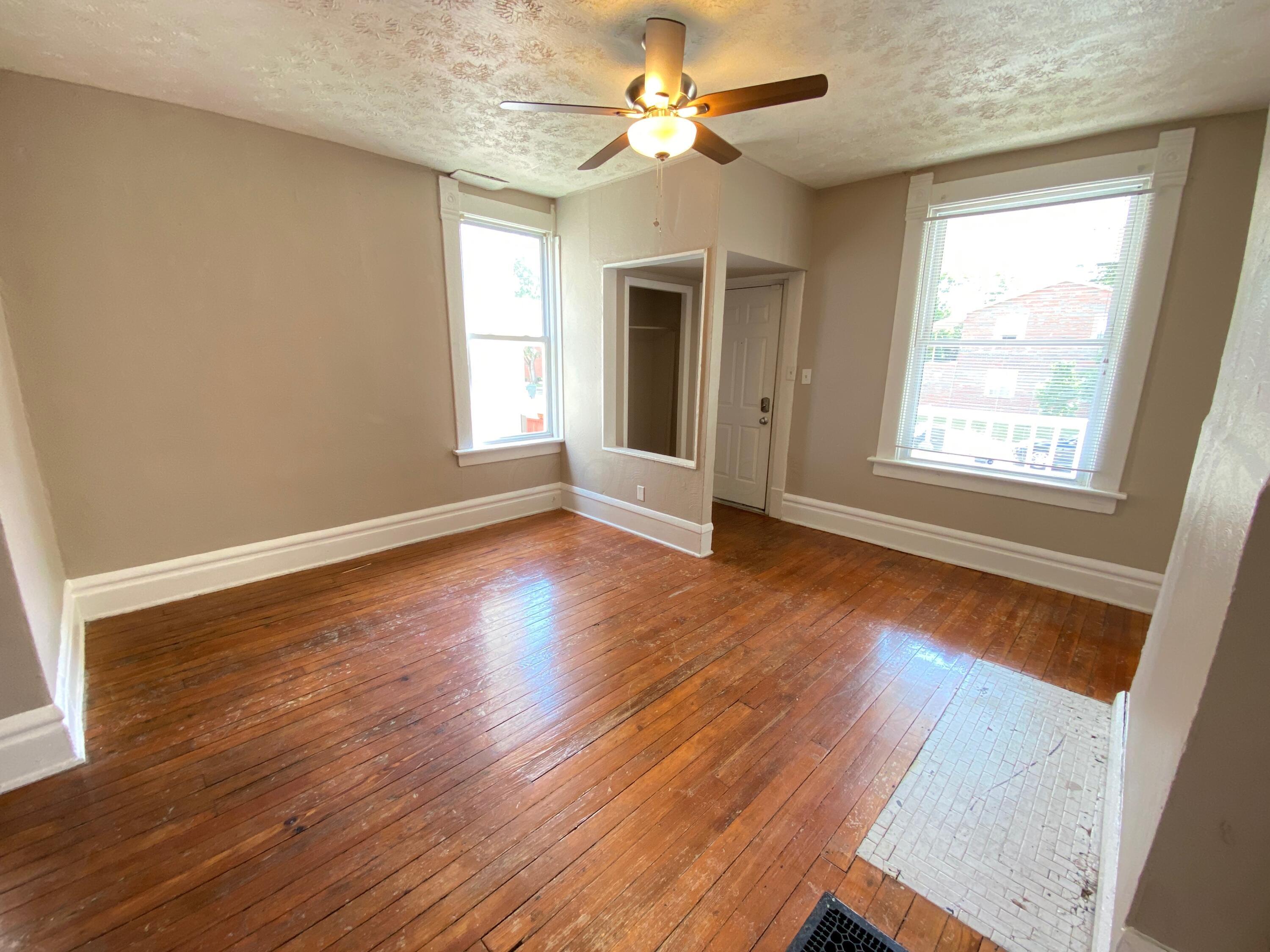1438-1440 Hunter Avenue Property Photo 3