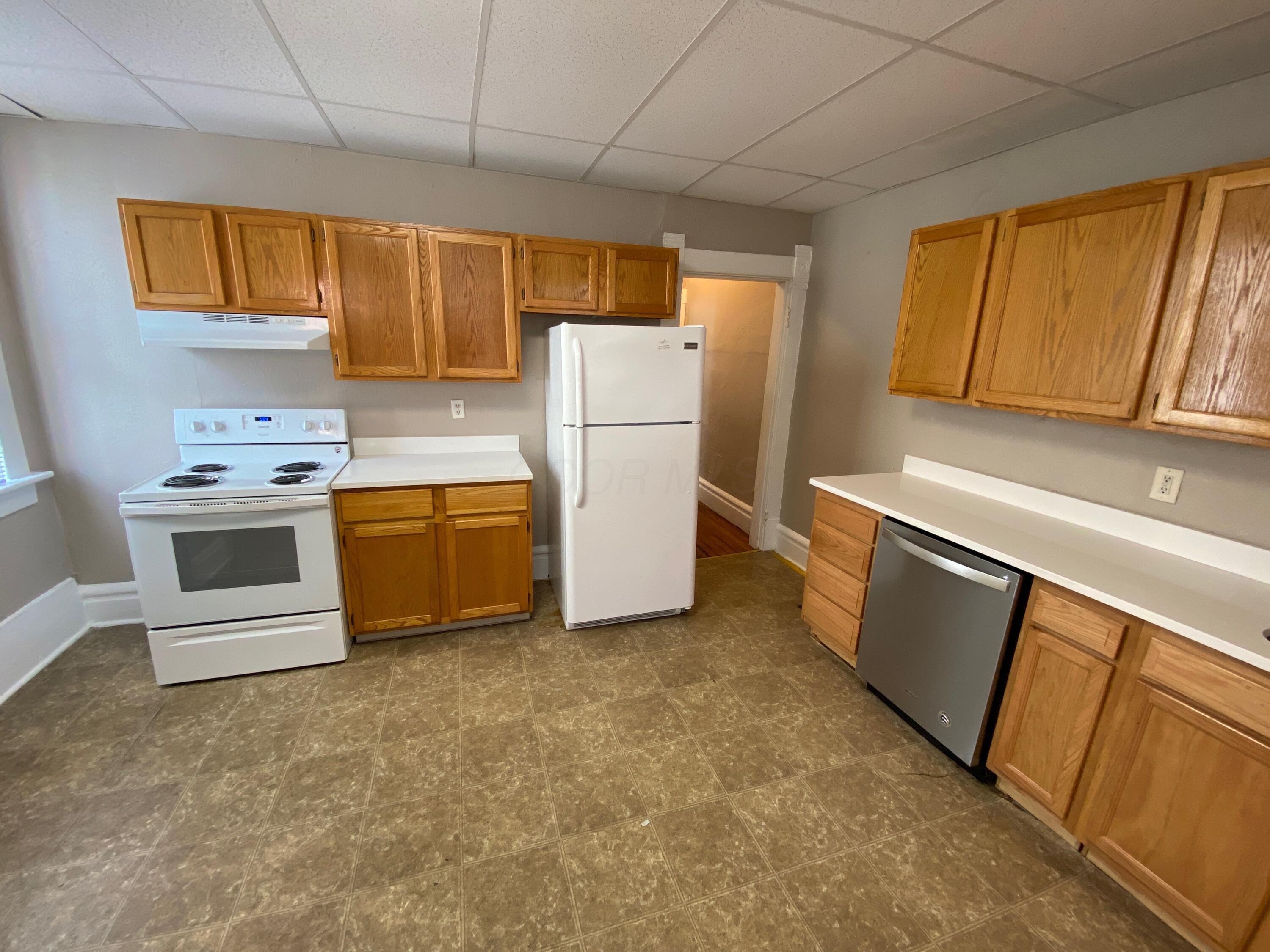 1438-1440 Hunter Avenue Property Photo 7
