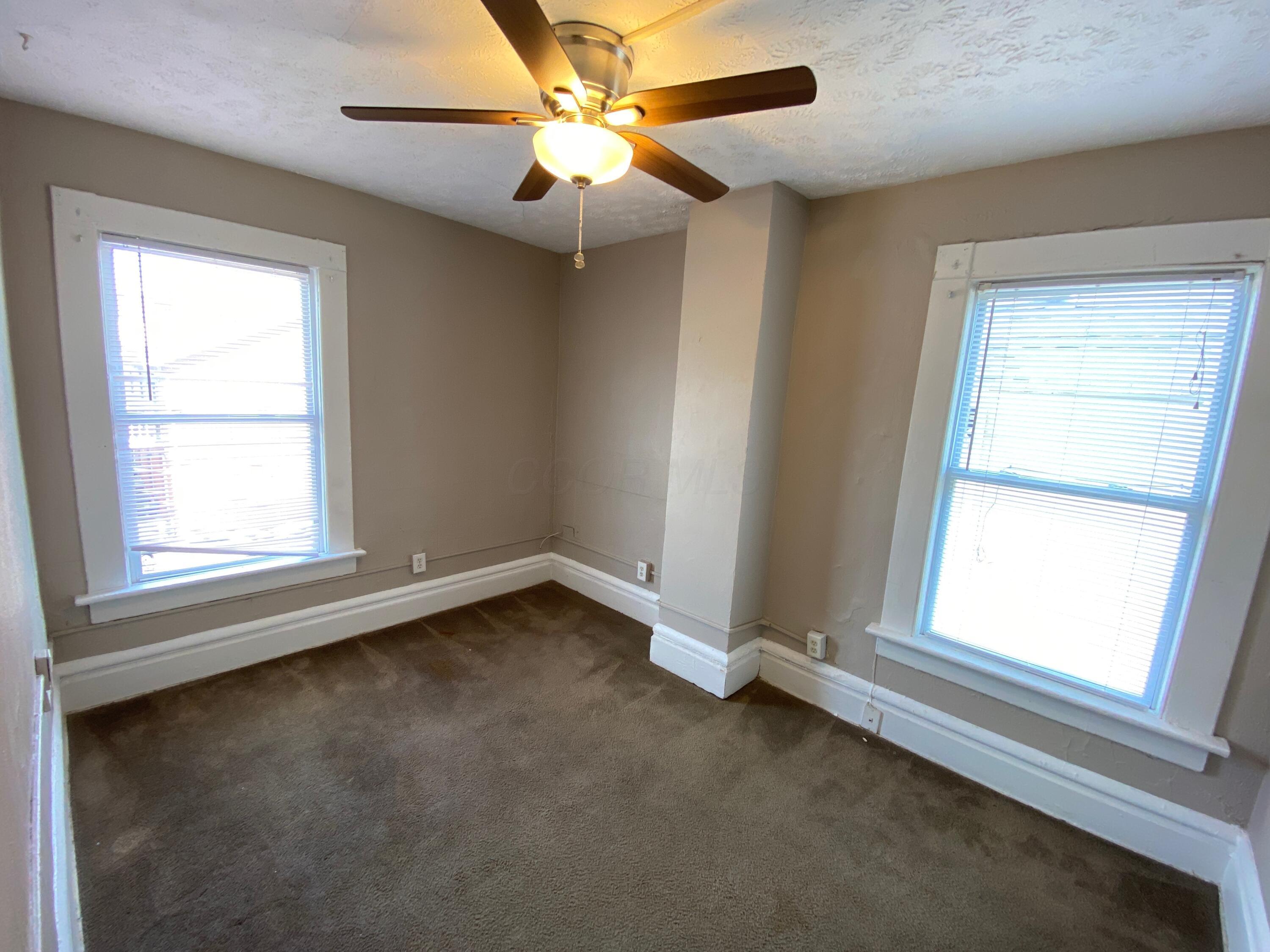 1438-1440 Hunter Avenue Property Photo 10