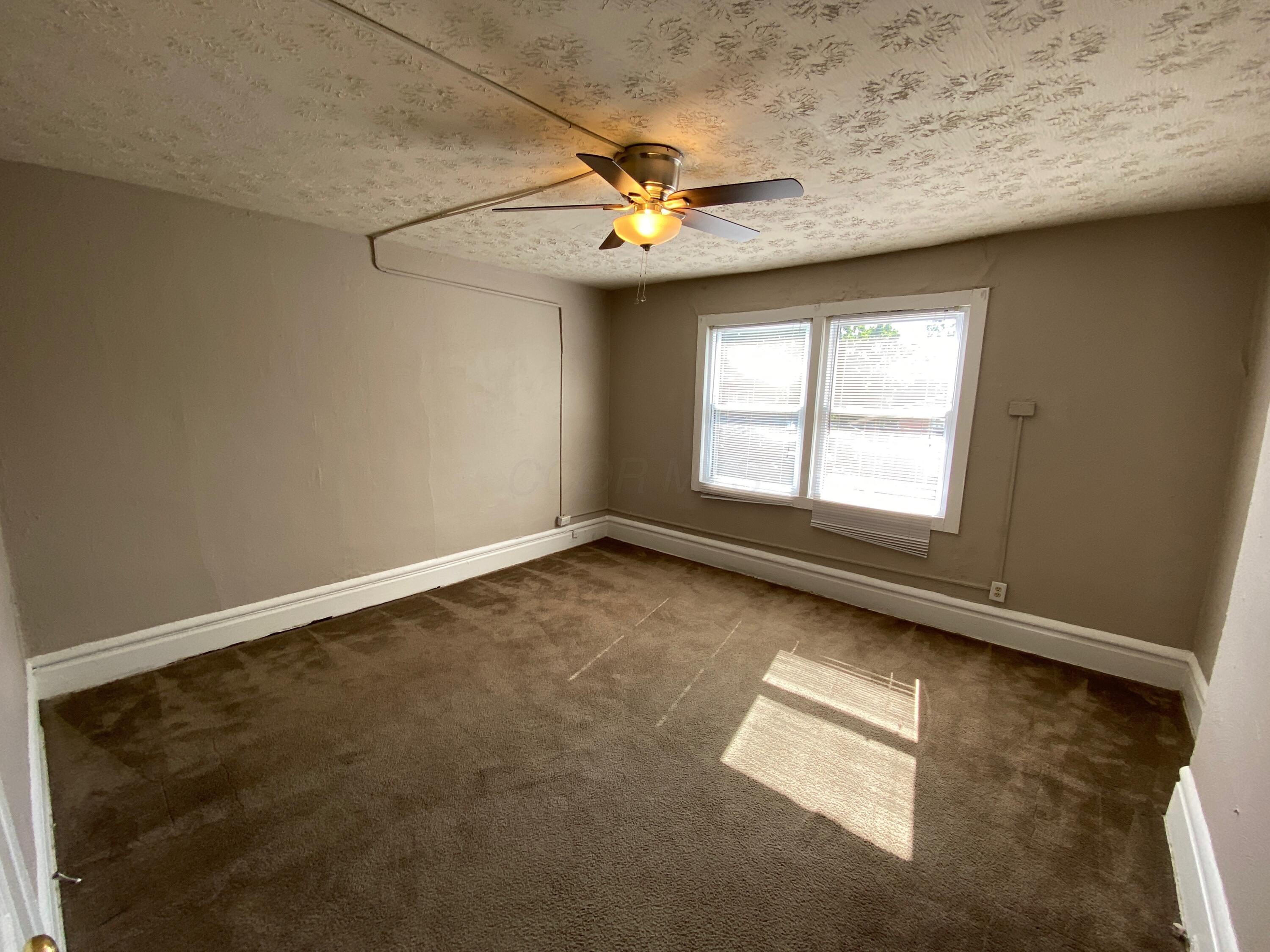 1438-1440 Hunter Avenue Property Photo 12