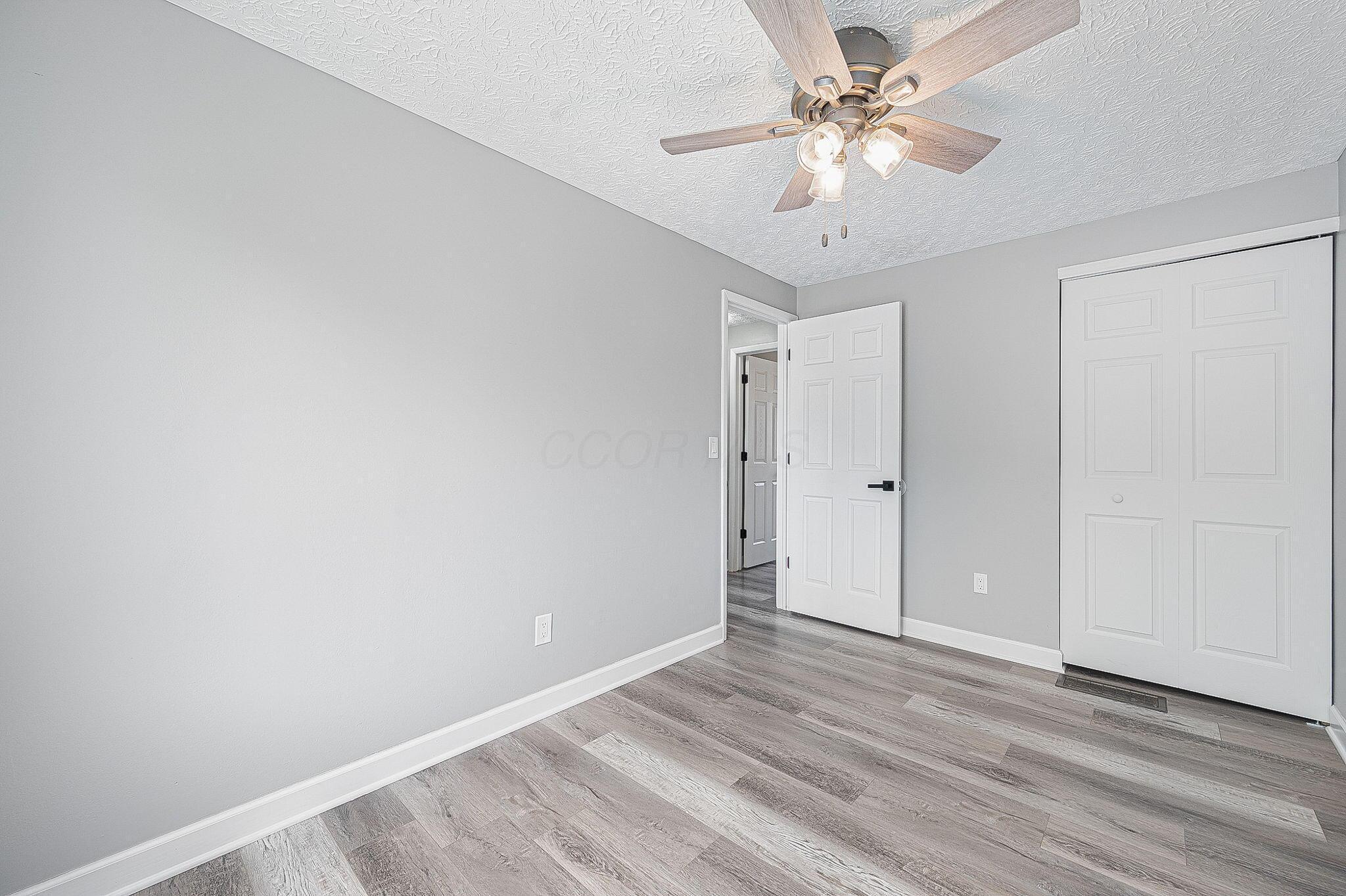 8864 Crestridge Court Property Photo 10