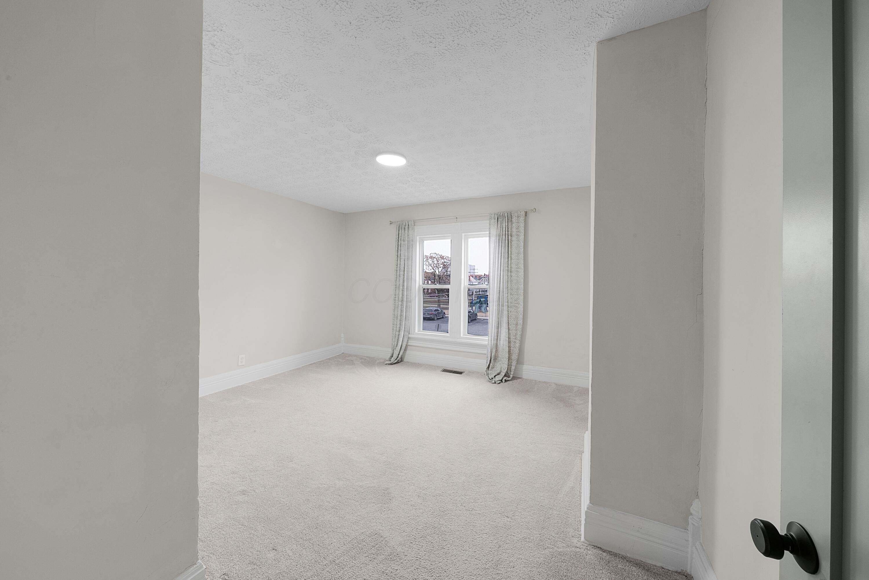 131 Avondale Avenue Property Photo 24