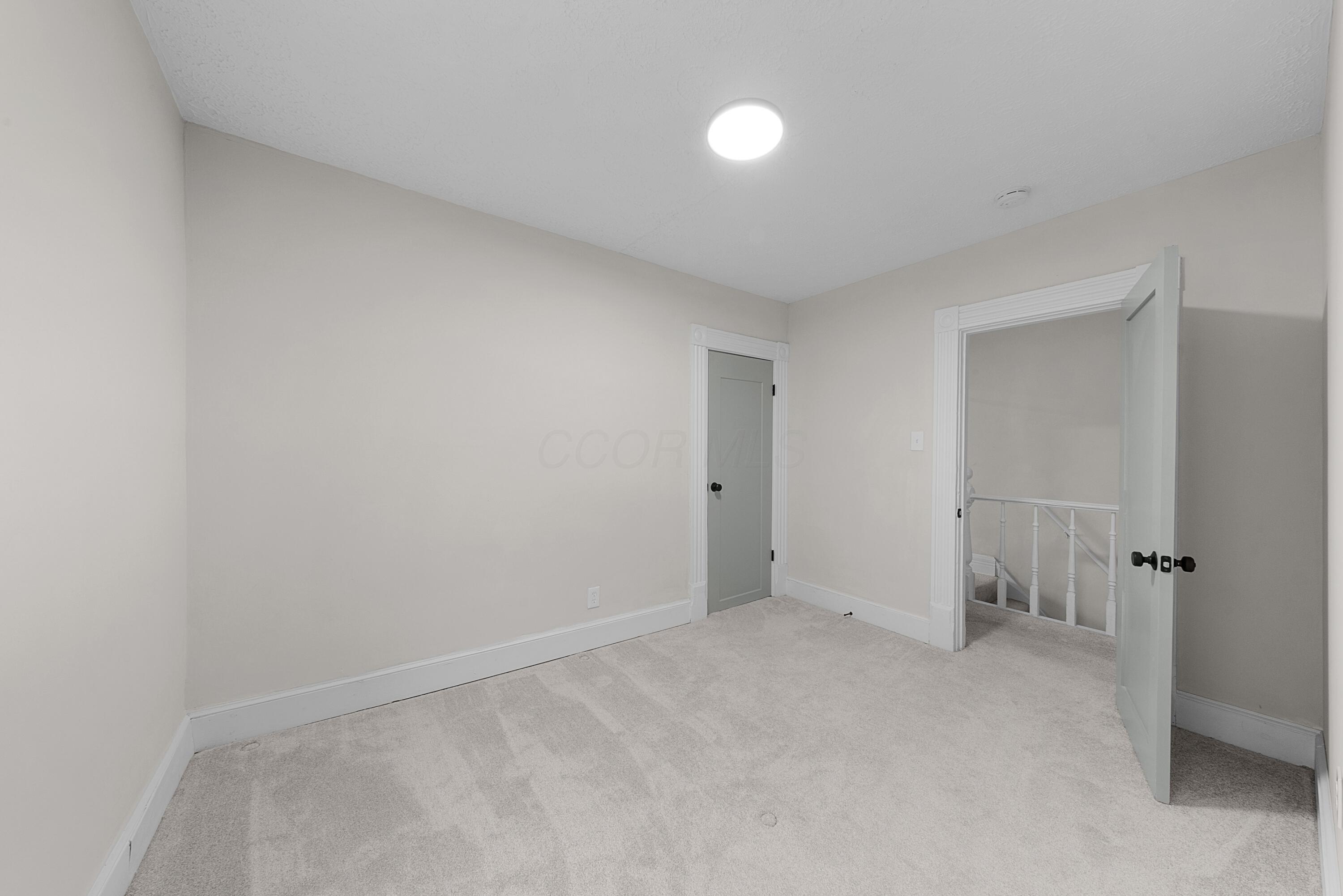 131 Avondale Avenue Property Photo 31