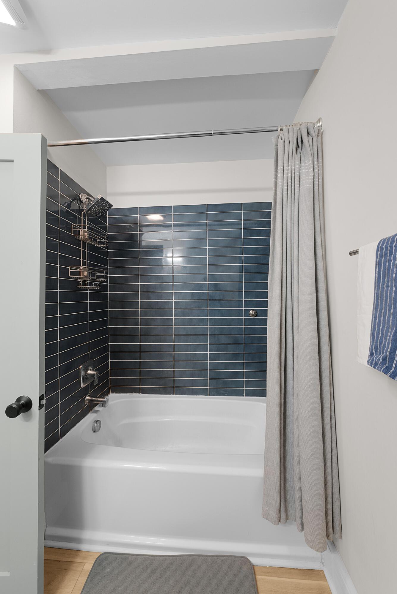 131 Avondale Avenue Property Photo 33