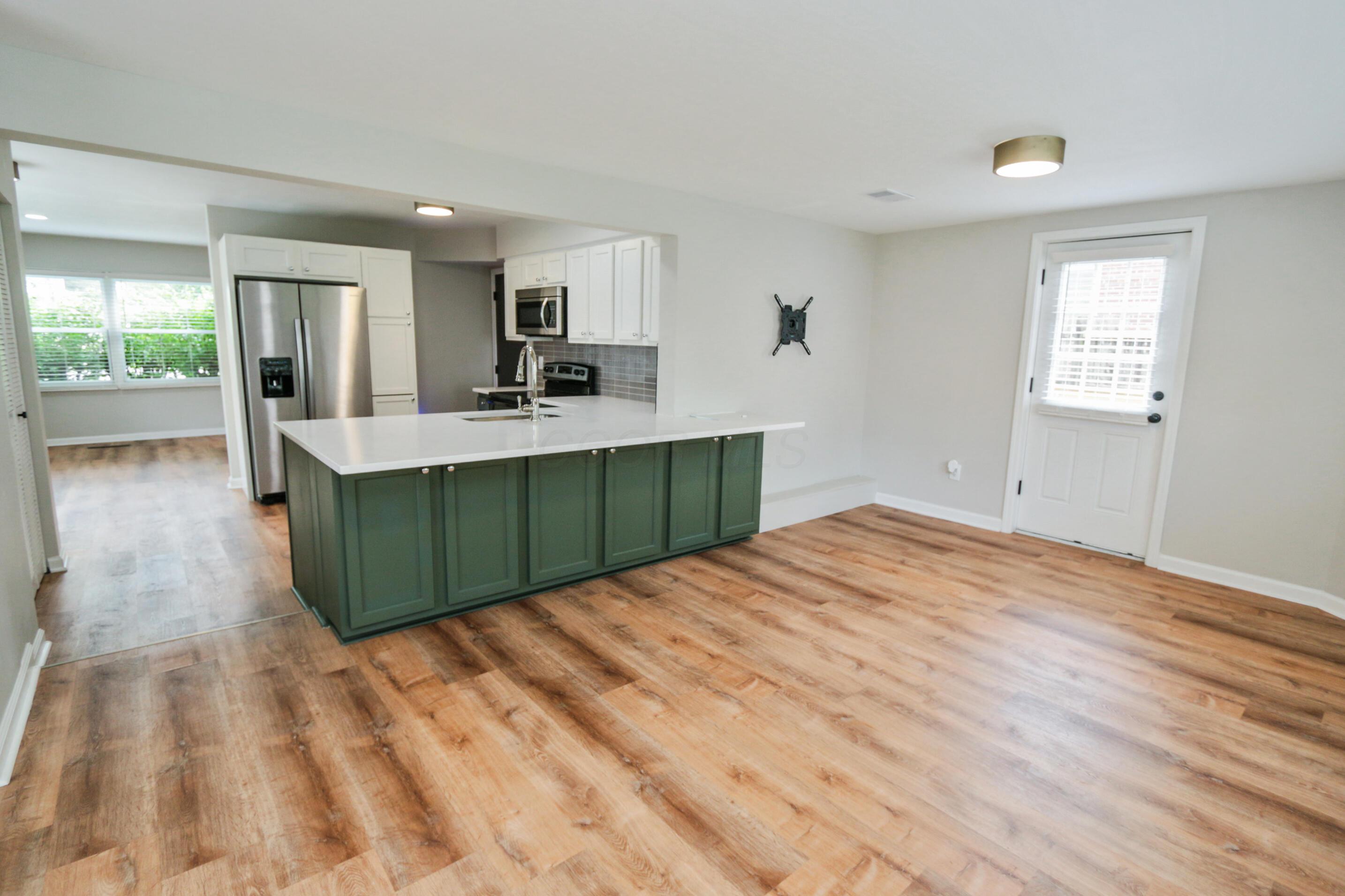 189 N Gould Road Property Photo 1