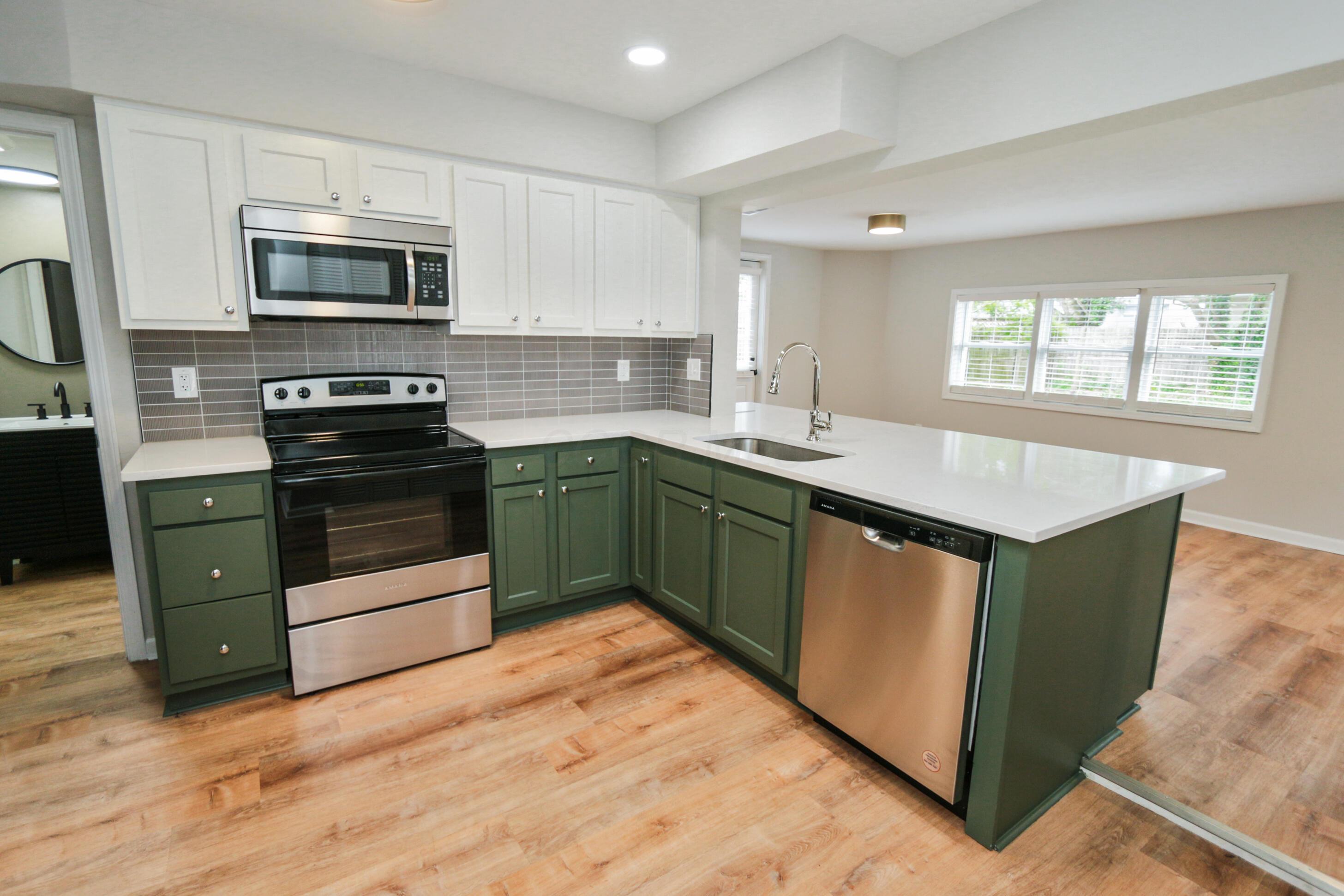 189 N Gould Road Property Photo 6