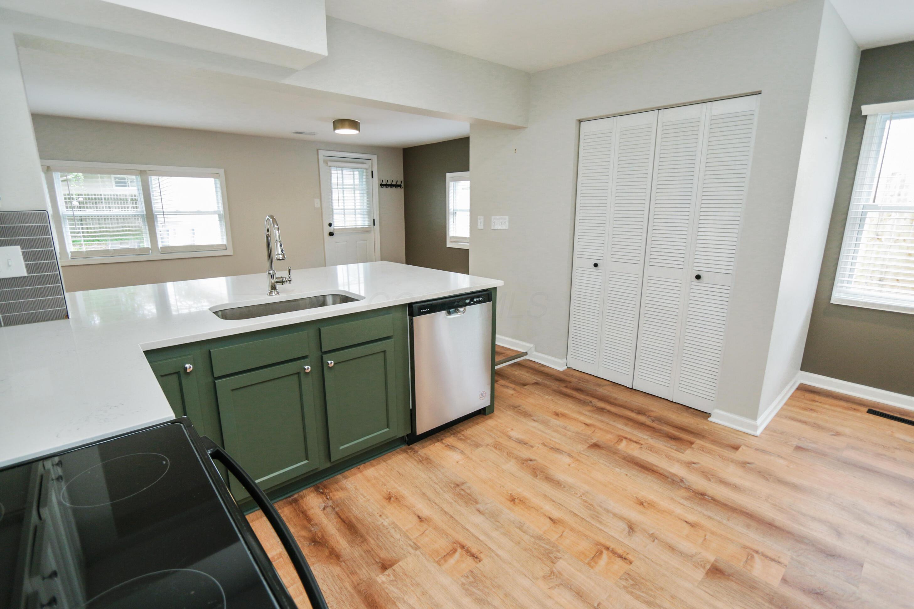 189 N Gould Road Property Photo 9