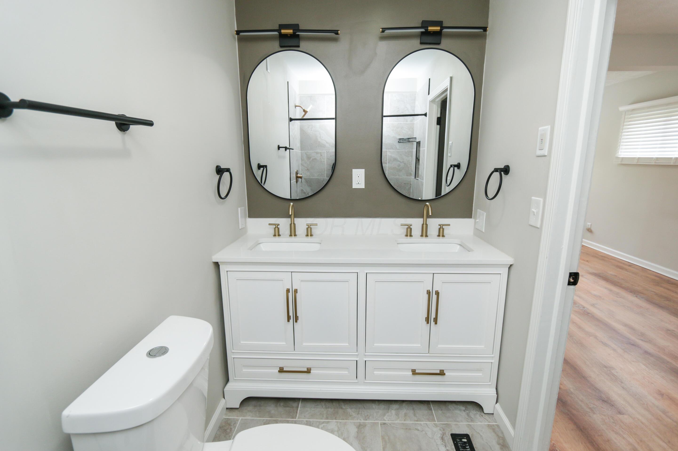 189 N Gould Road Property Photo 24