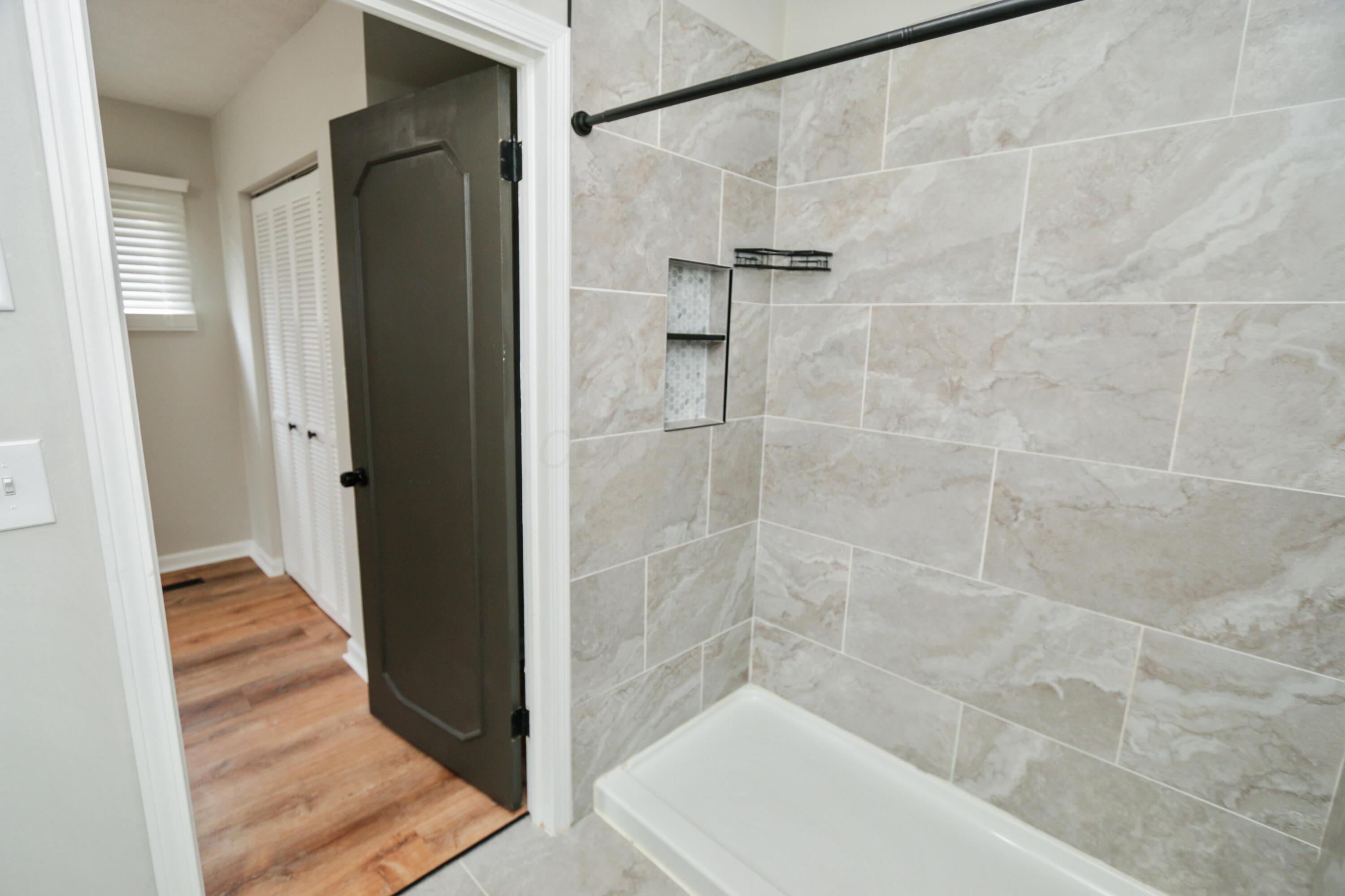 189 N Gould Road Property Photo 25