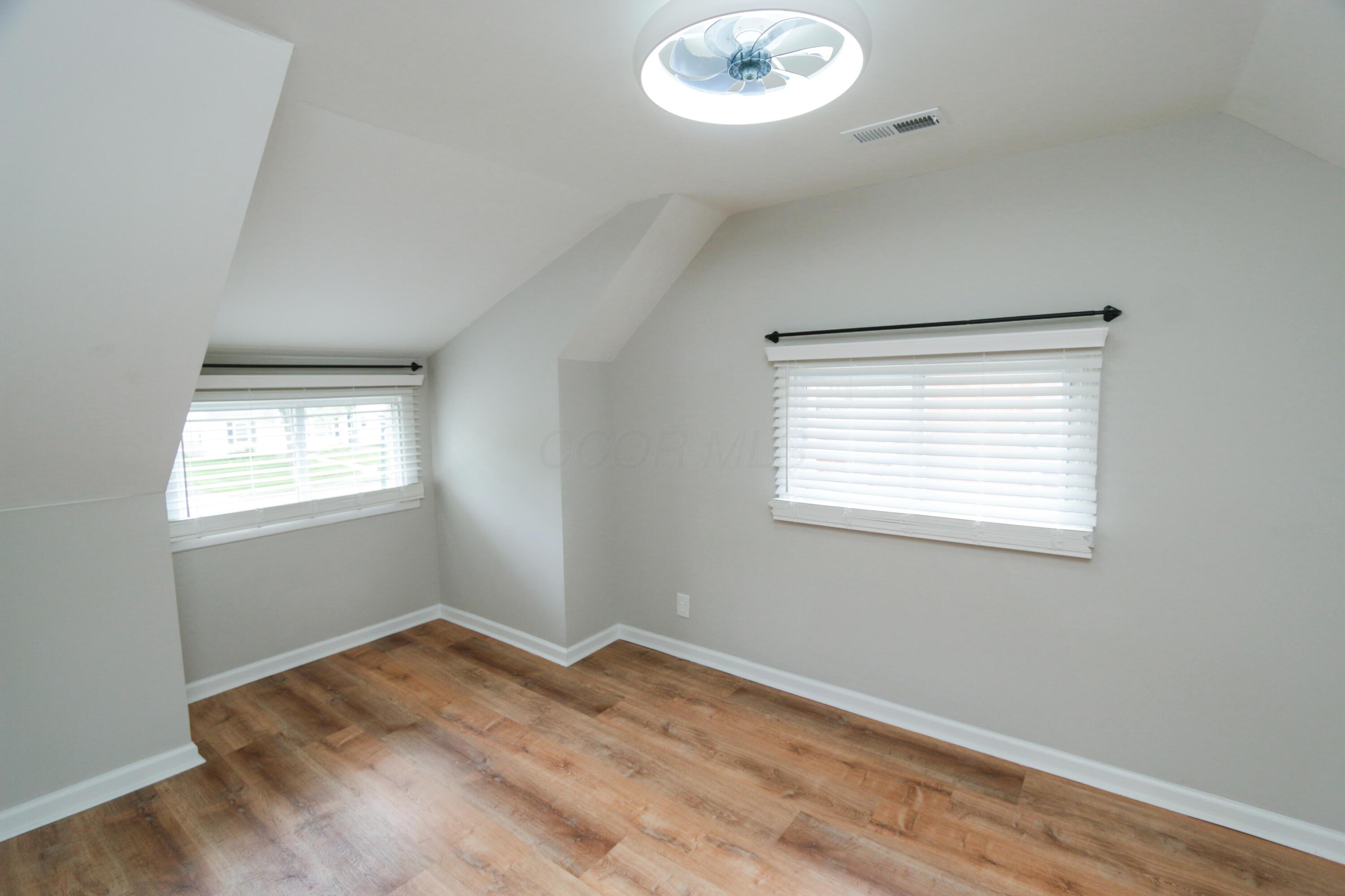 189 N Gould Road Property Photo 28