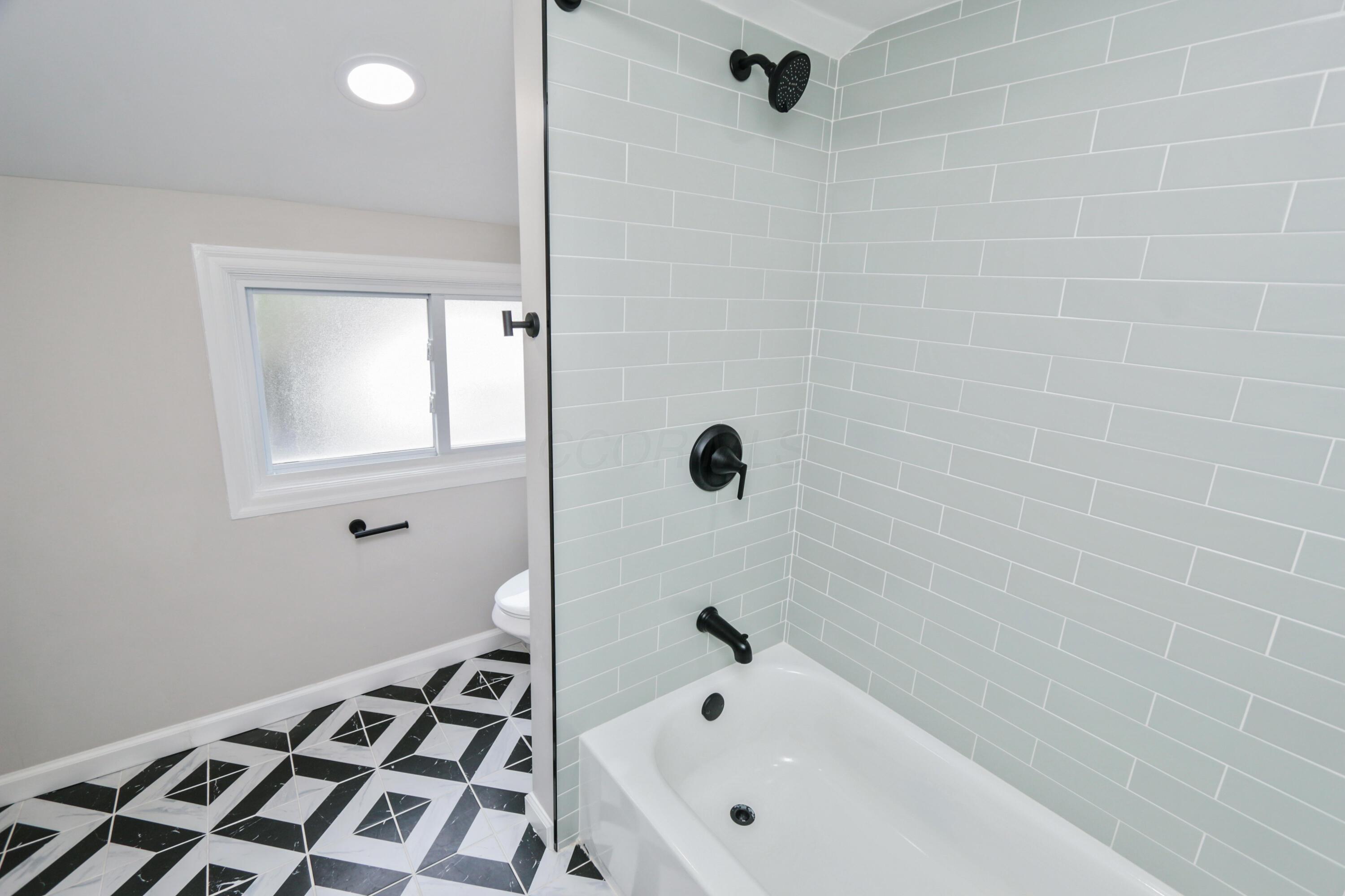189 N Gould Road Property Photo 35