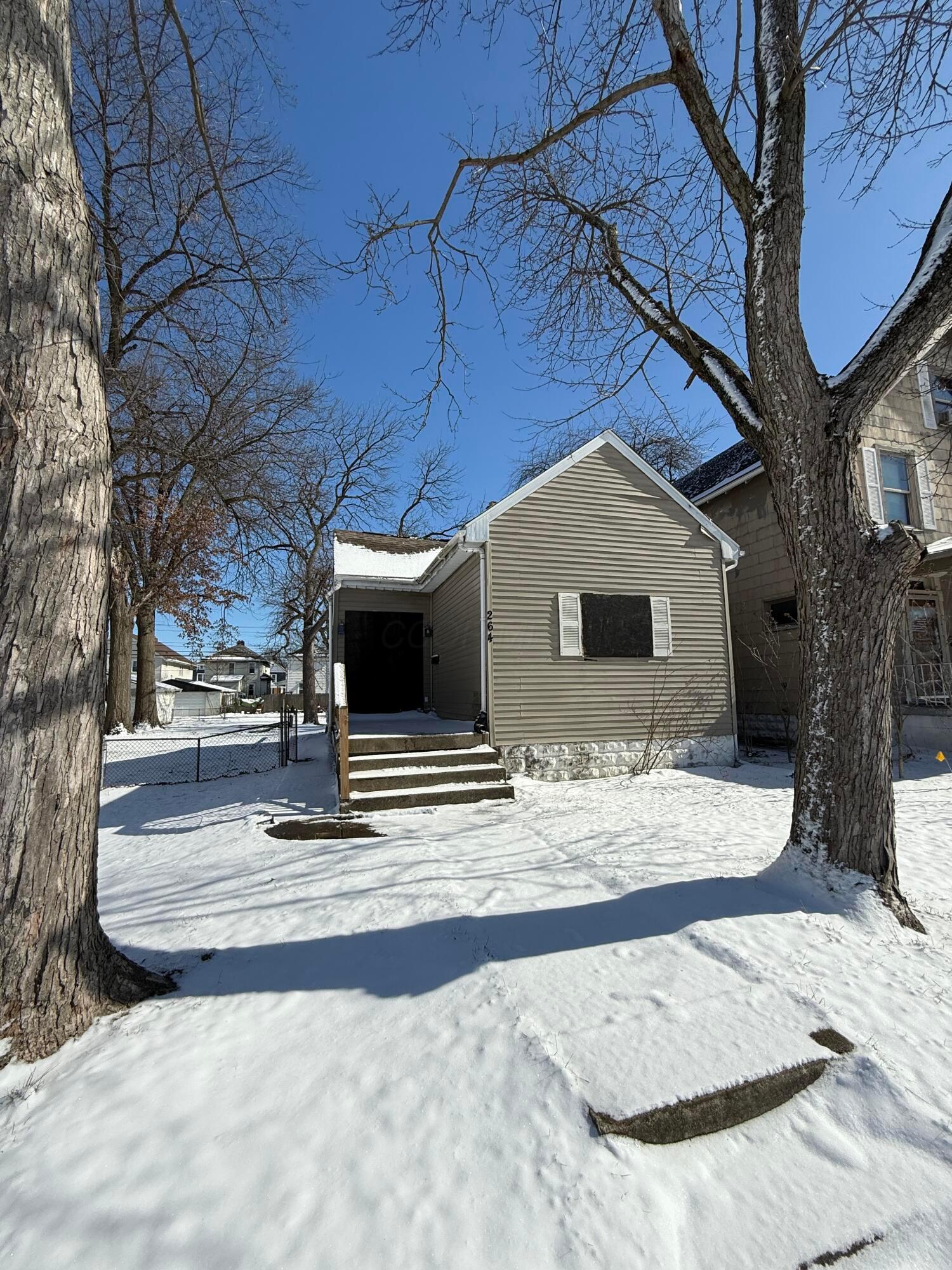 264 S Terrace Avenue Property Photo 1