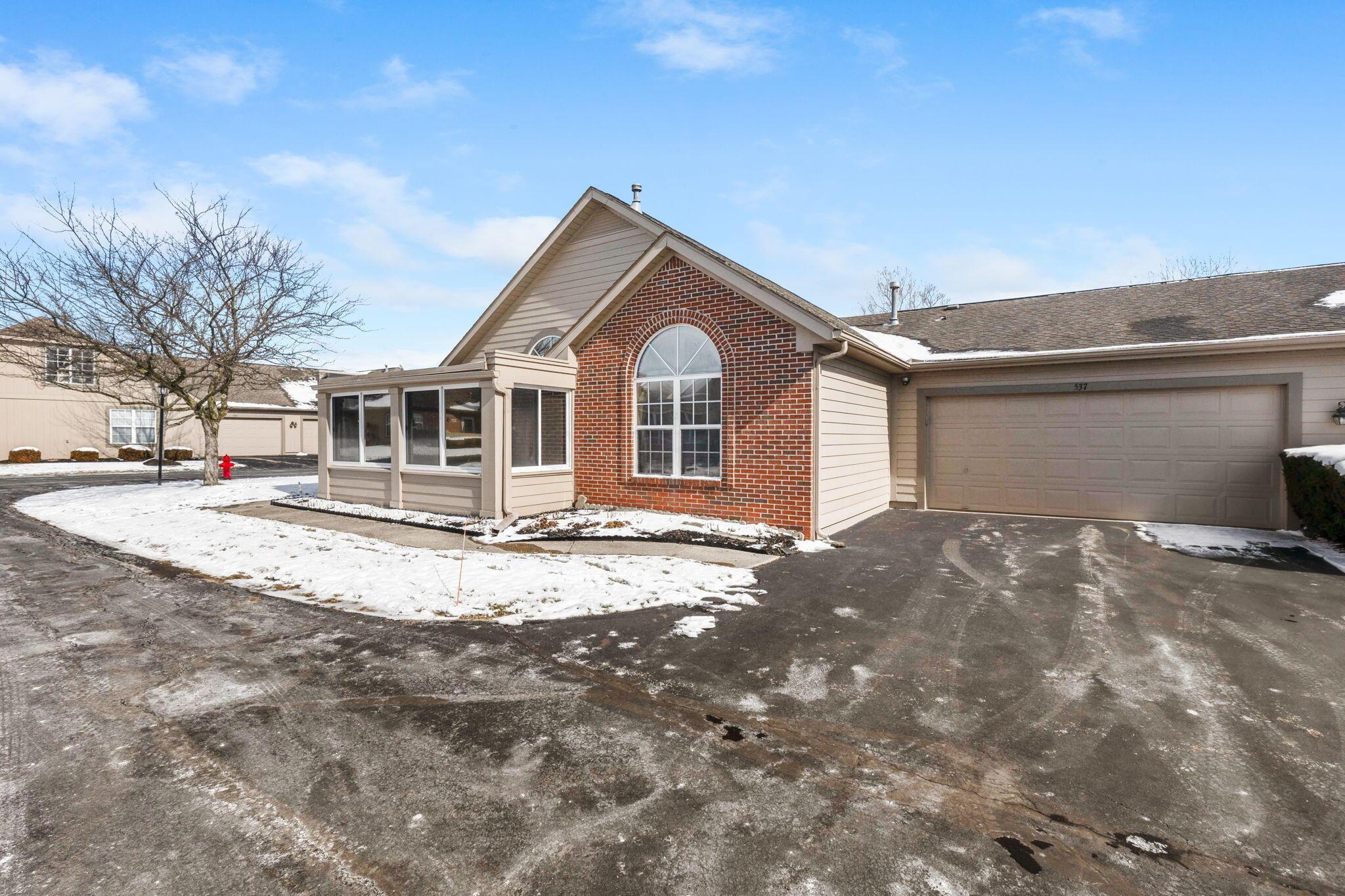 537 Mallet Place E Property Photo 2