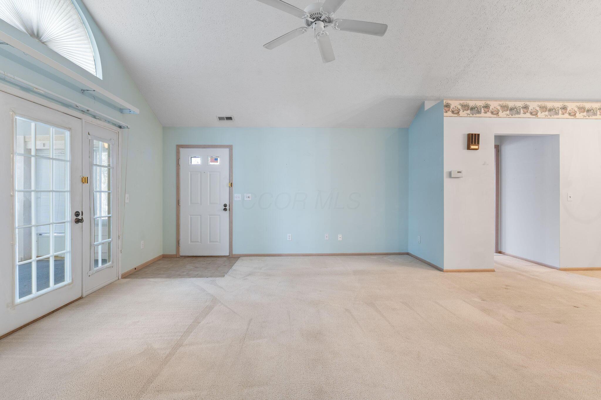 537 Mallet Place E Property Photo 11