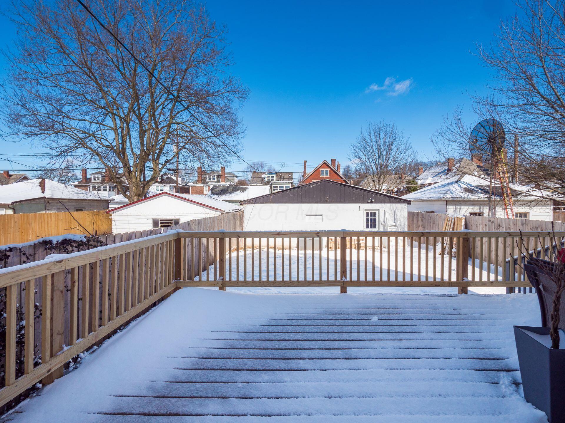 1856 Oak Street Property Photo 45