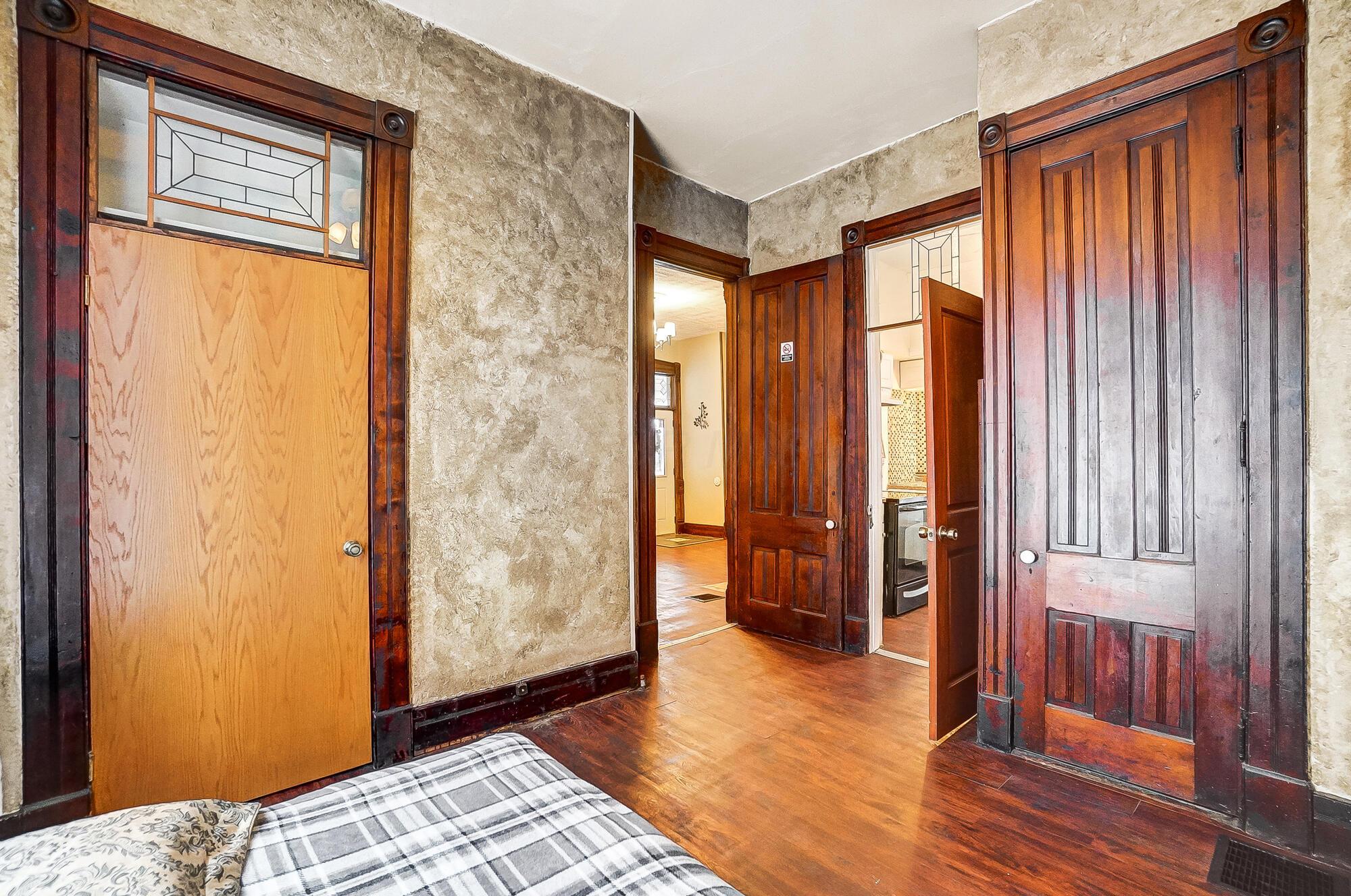 937 Oak Street Property Photo 12