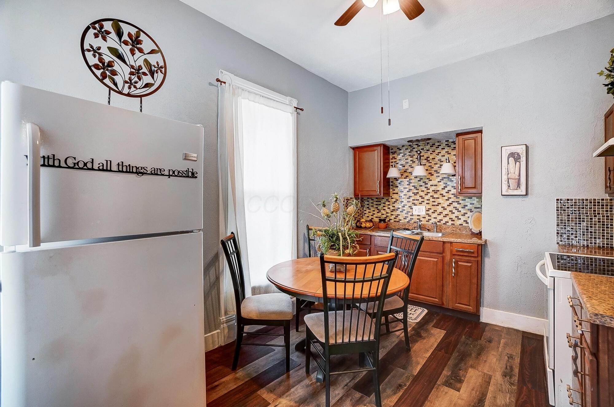 937 Oak Street Property Photo 15