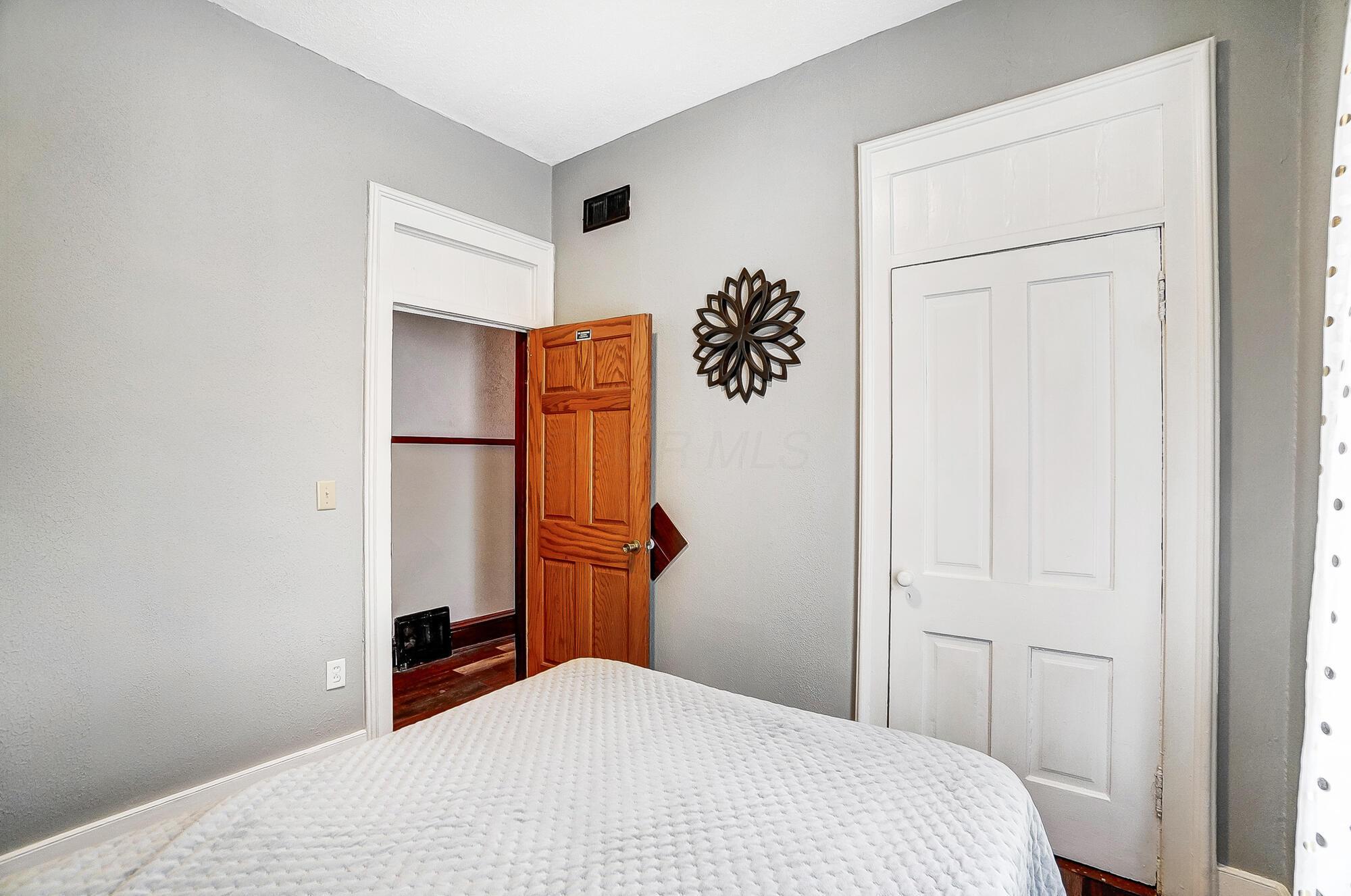 937 Oak Street Property Photo 20