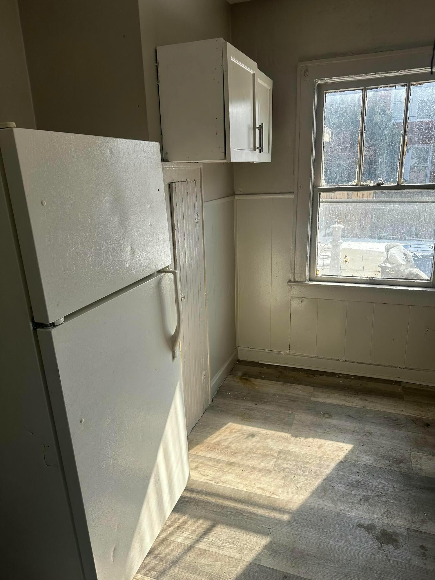 309-311 S Cypress Avenue Property Photo 6