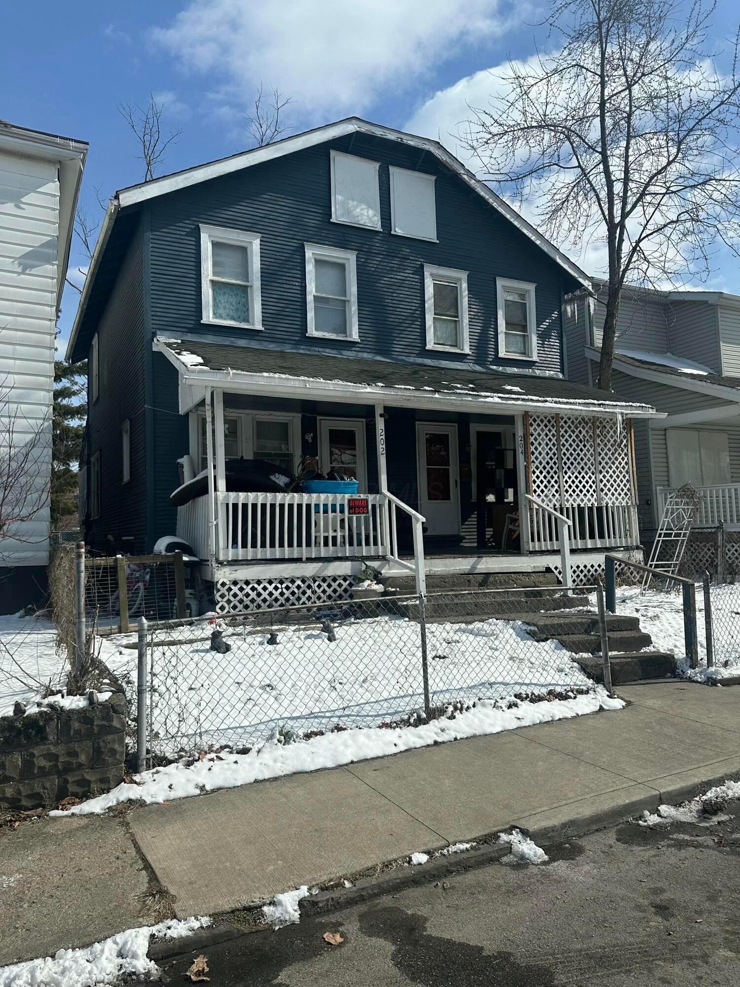 202-204 S Princeton Avenue Property Photo 1